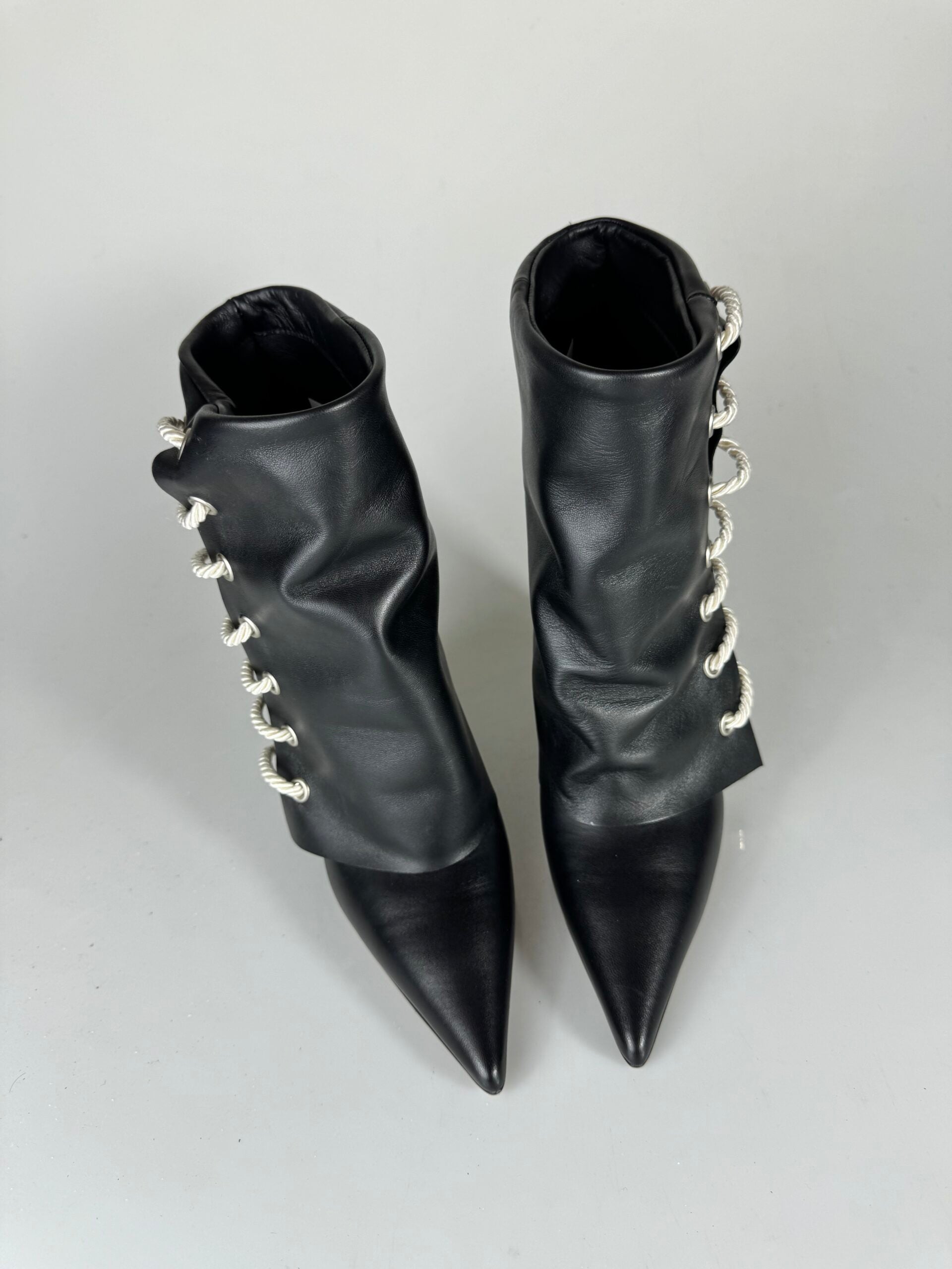 Acapulco SE159 black calfskin