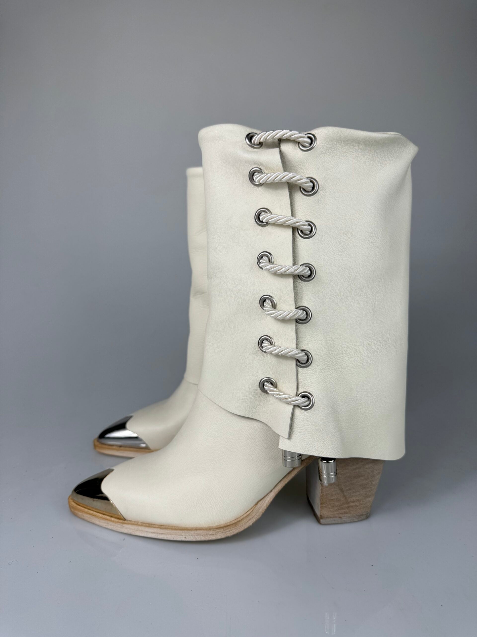 Isa i33 milk calf