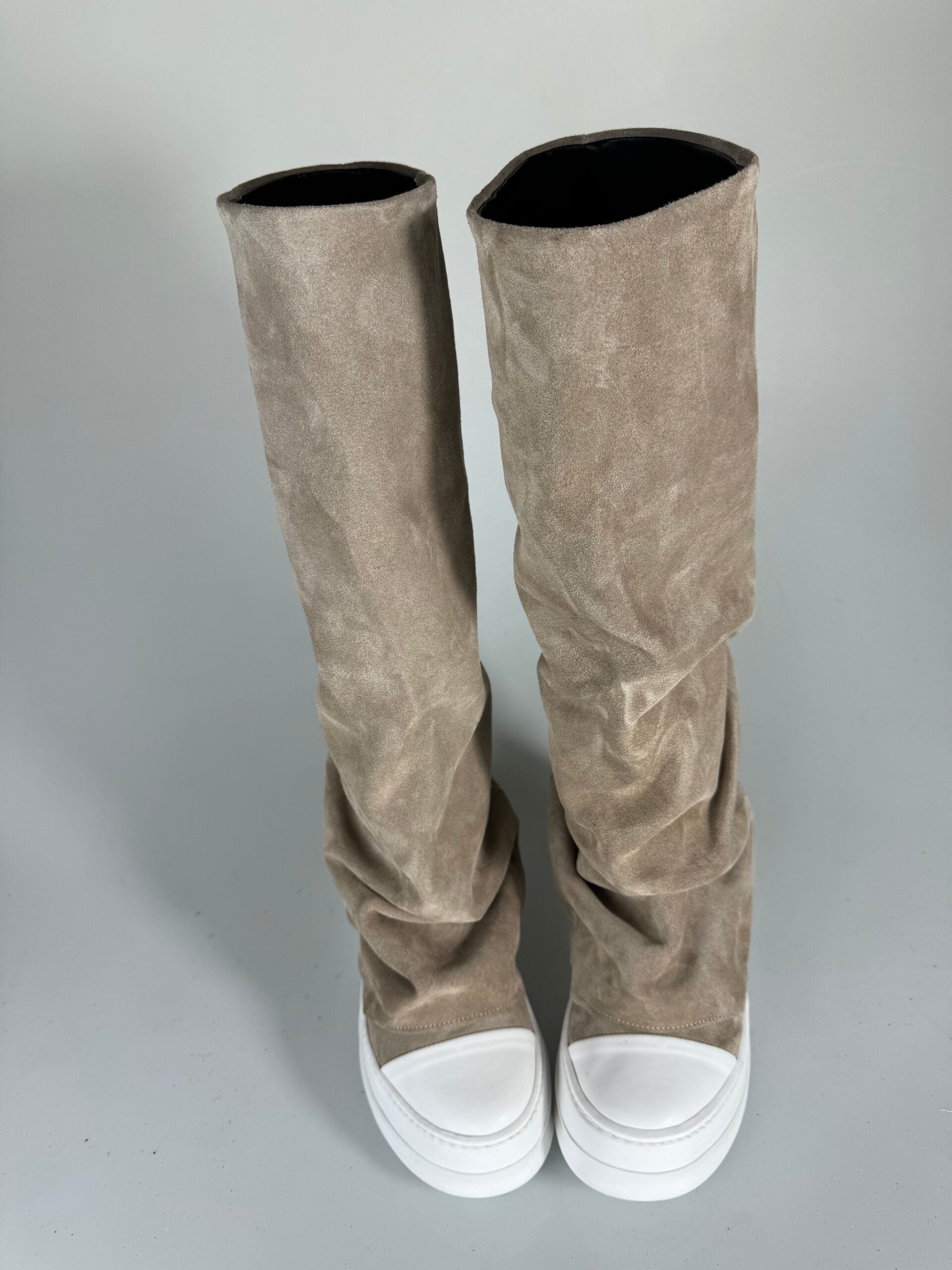 Orlando rasgó la leva beige oscuro s.bianca