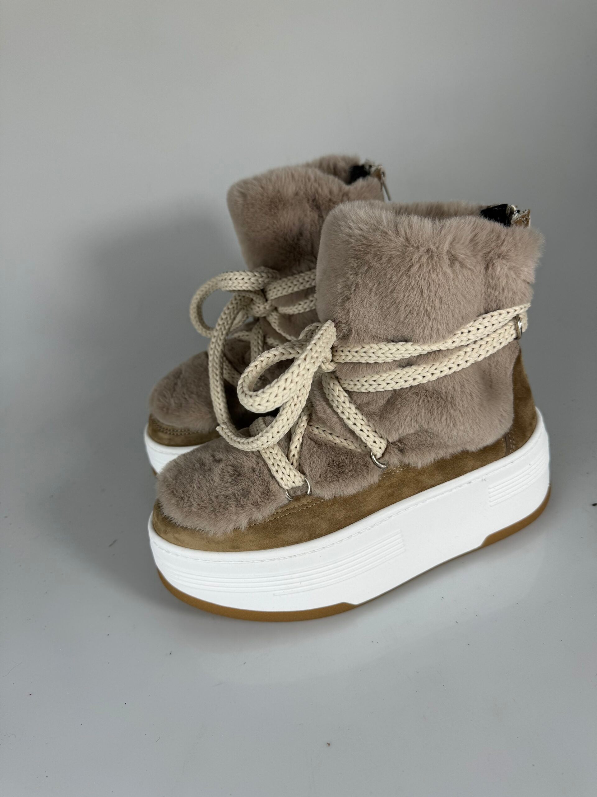 Wolf7 cam beige beige fur