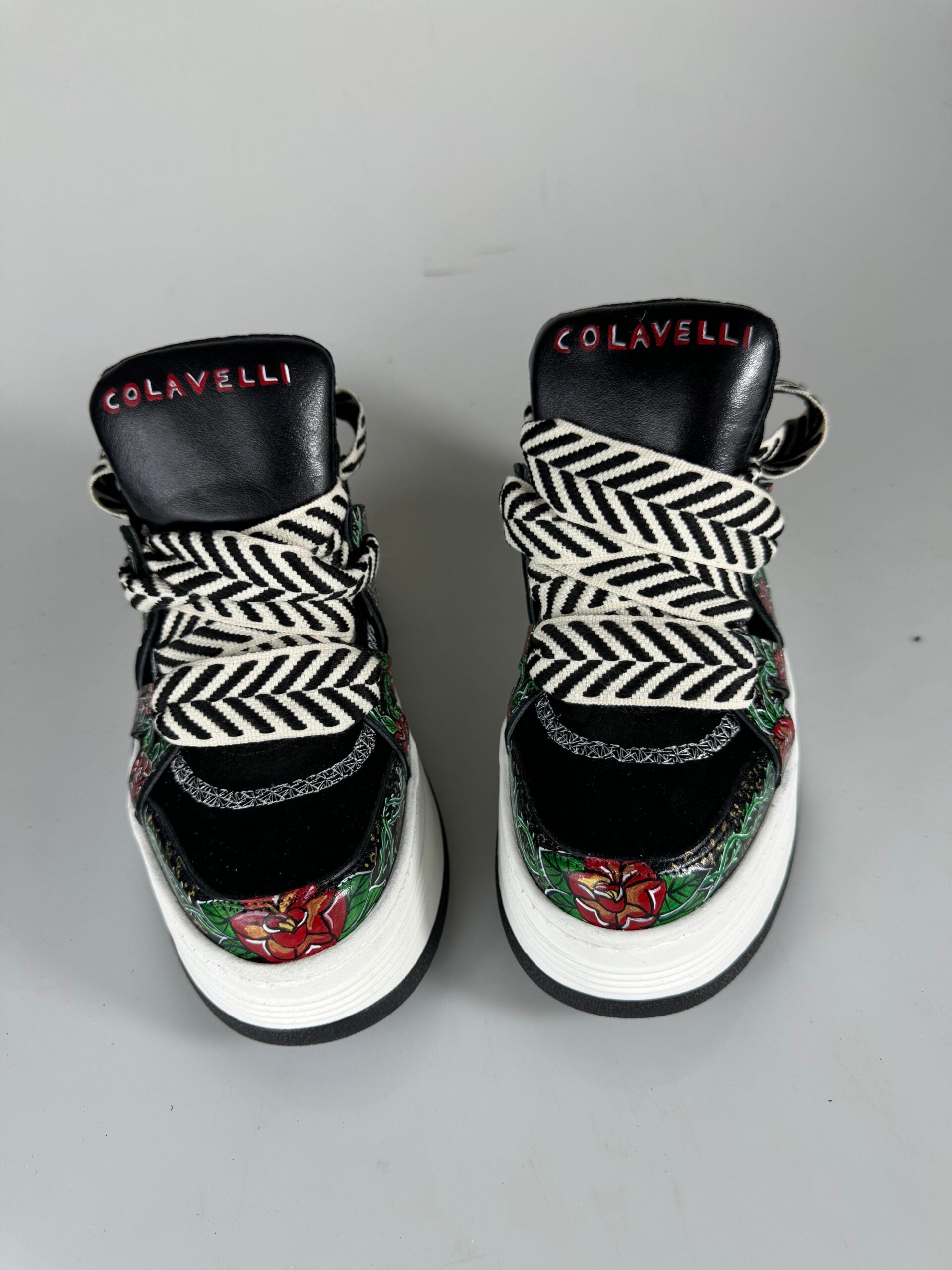 Wolf5 designed black leather