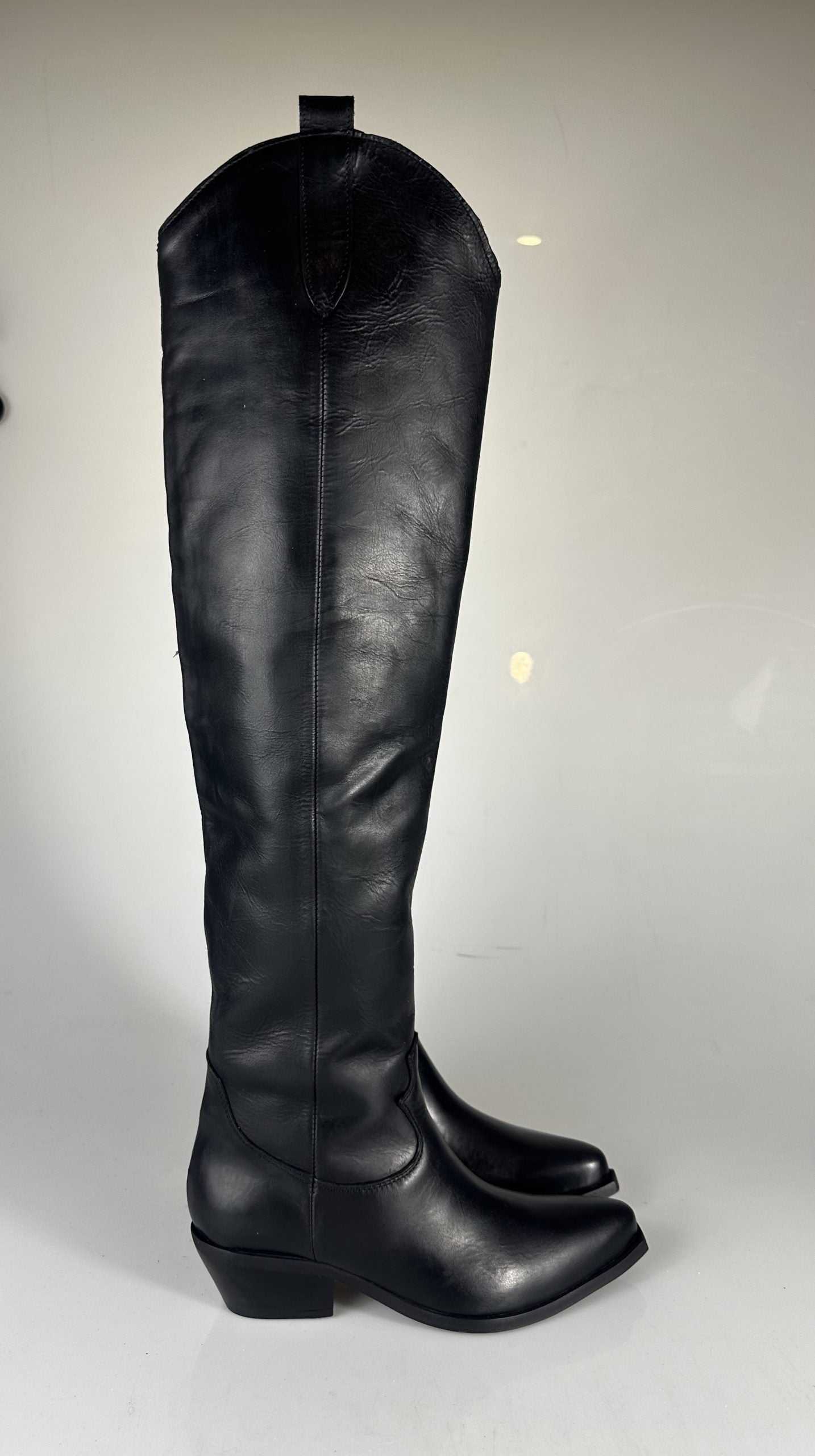 Old West 11 Nabook Black