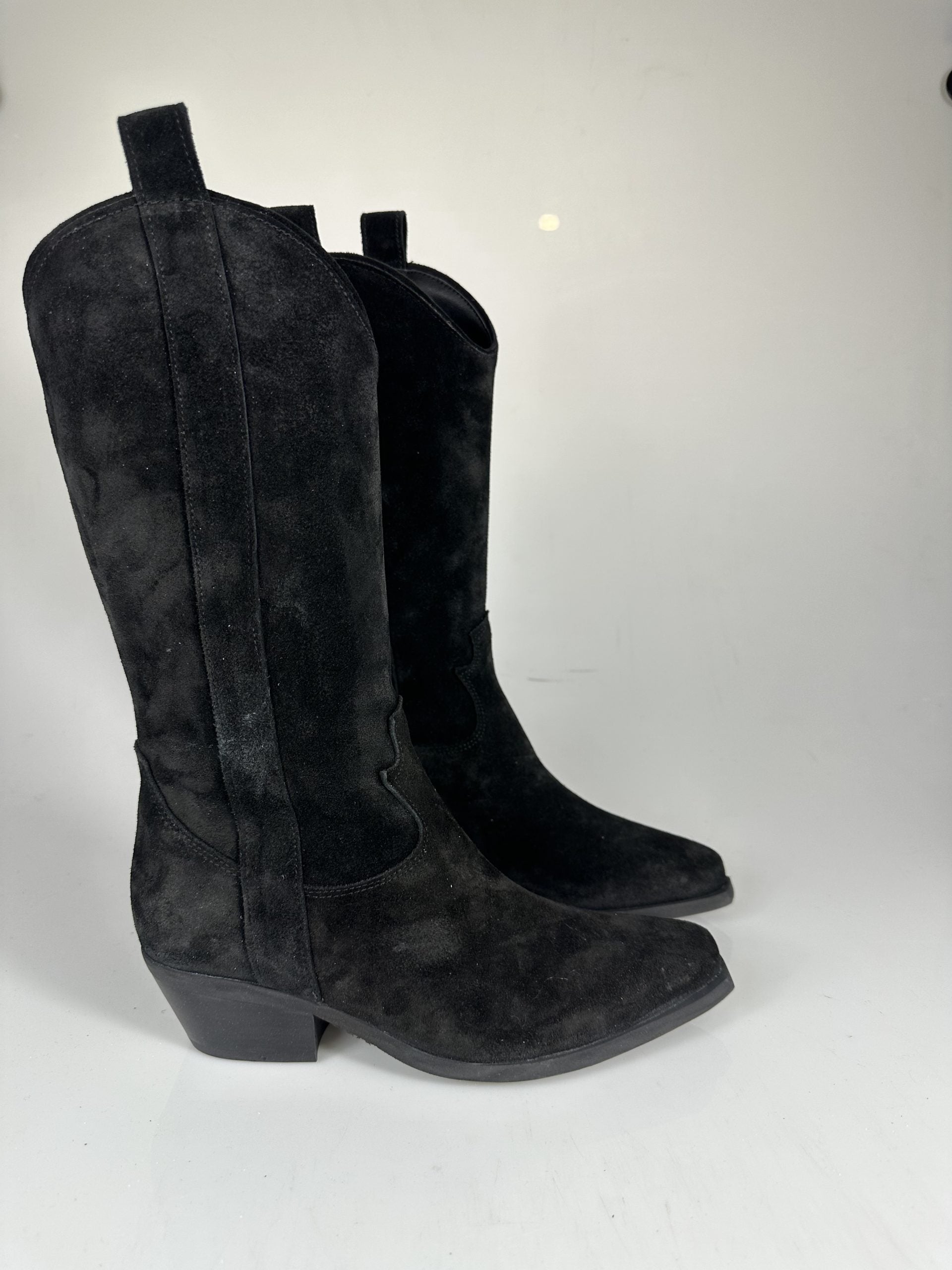 Old West 2 Black Suede