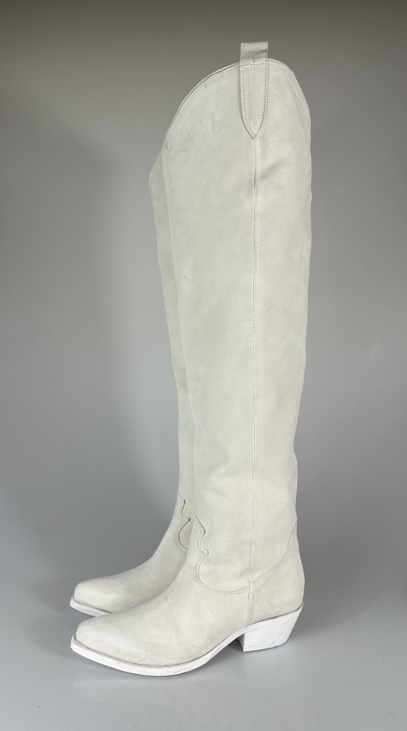 Old West 11 Ice Suede
