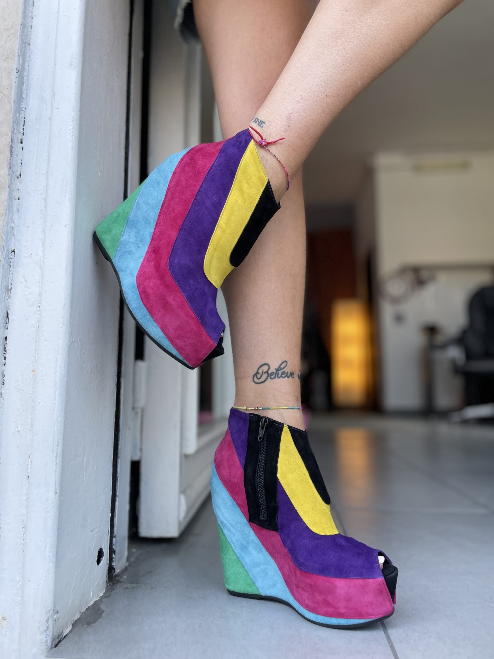 Multicolored caramel