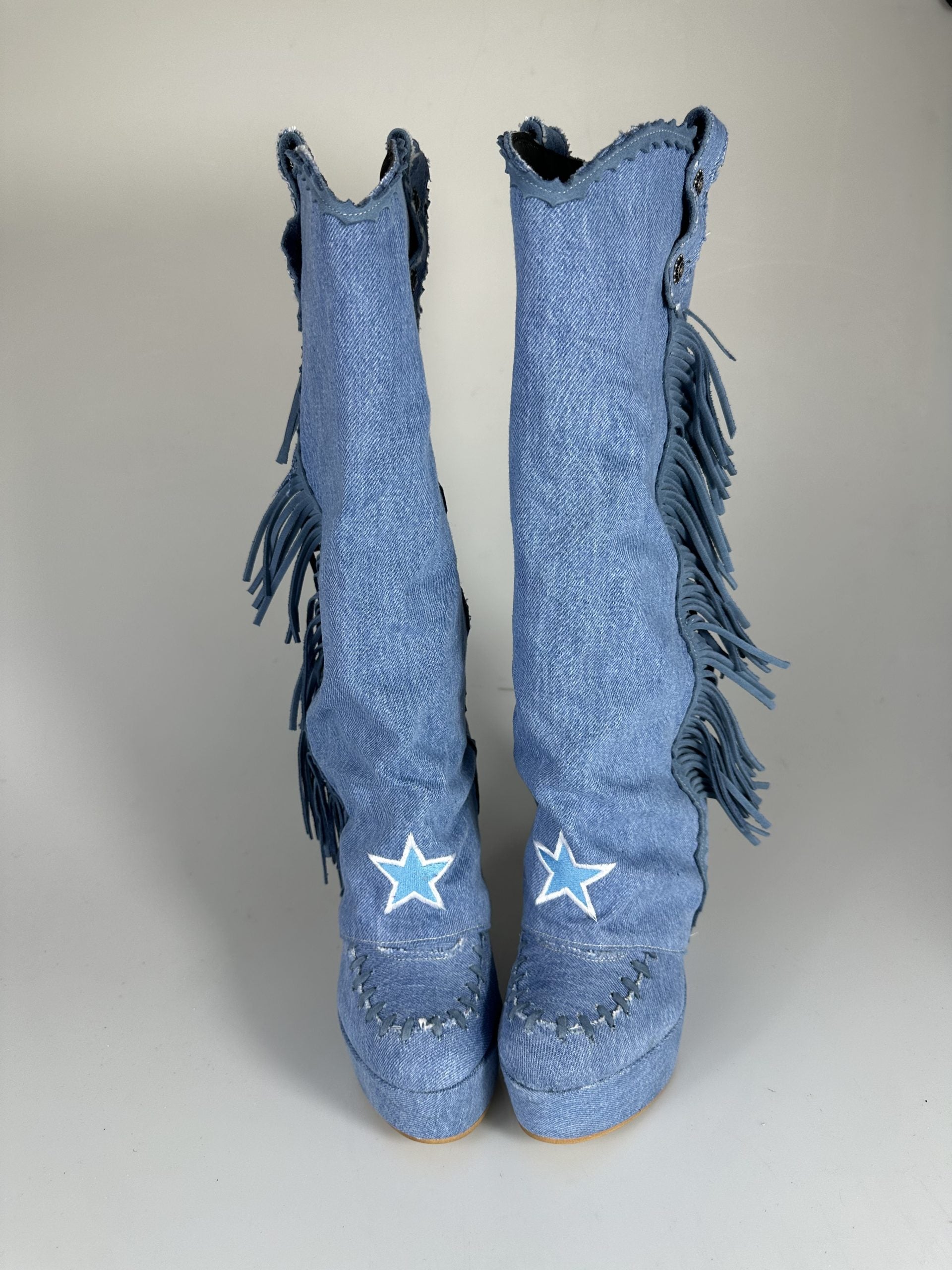 Carmensita euphoria closed toe jeans