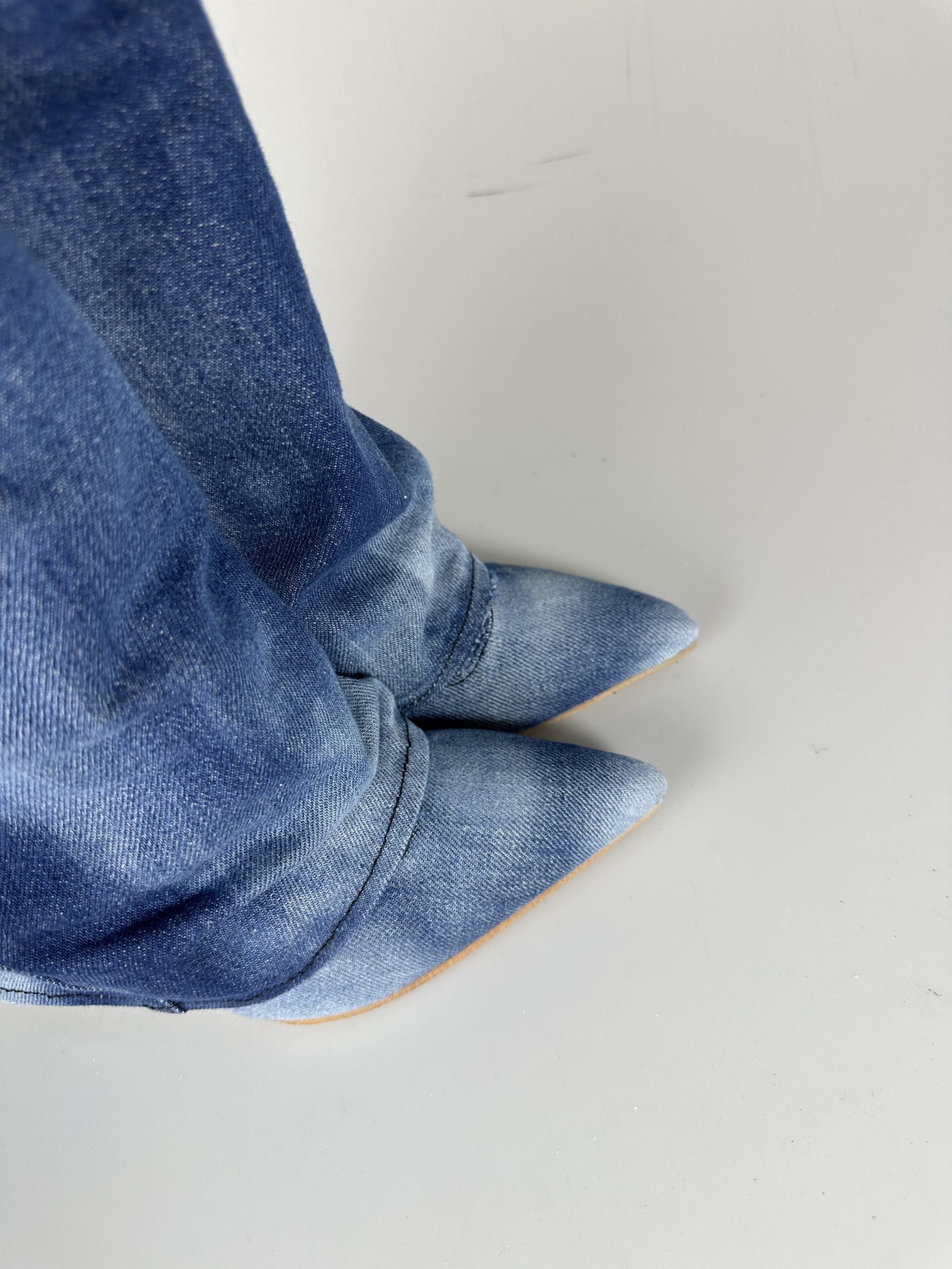 Cameron faded jeans