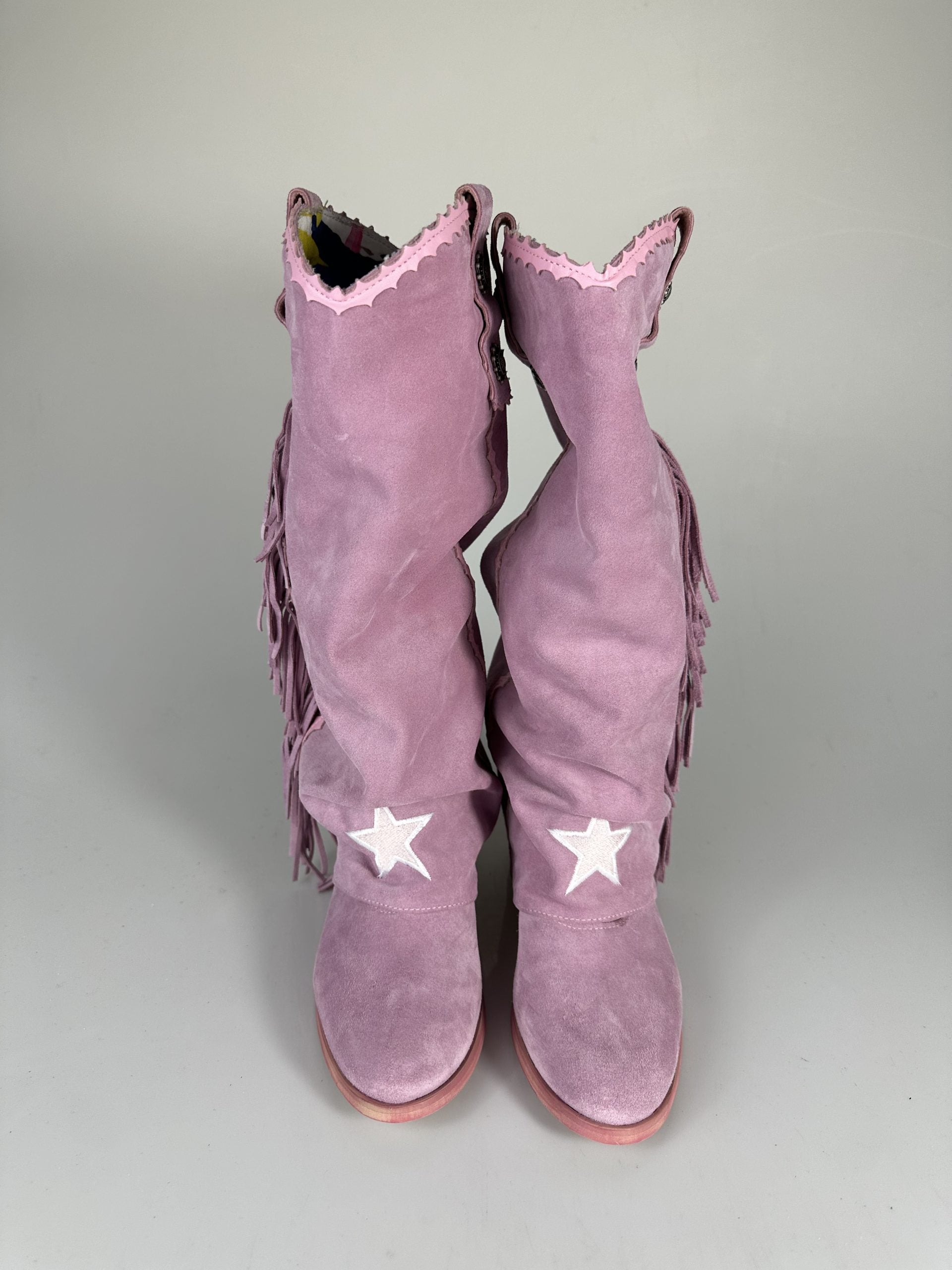 Euphoria23 pink suede