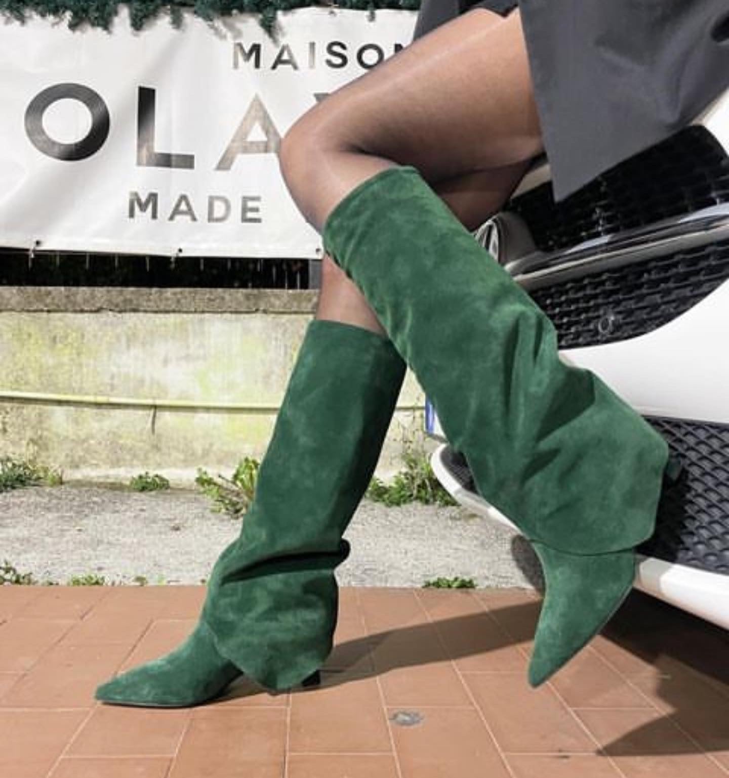 Dp 23 green suede