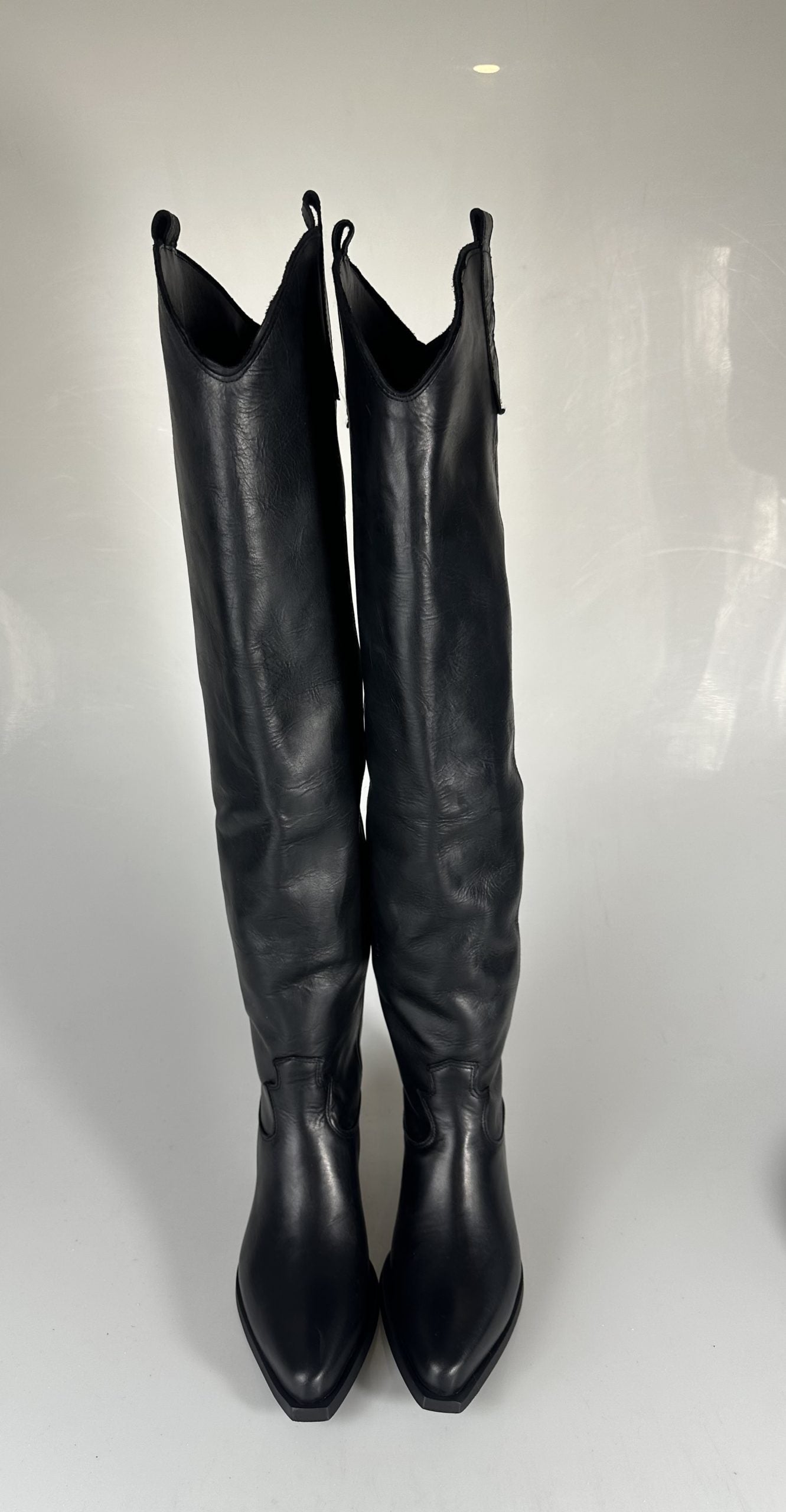 Old West 11 Nabook Black