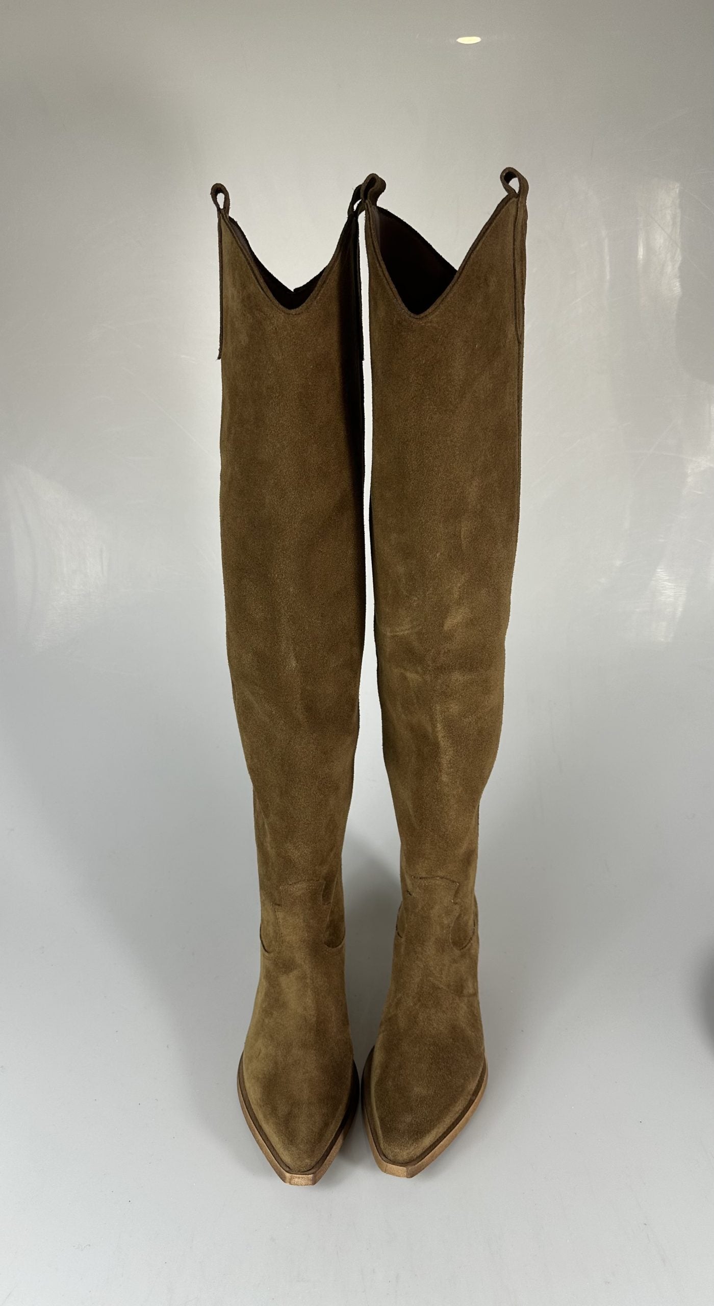 Old West 11 suede leather