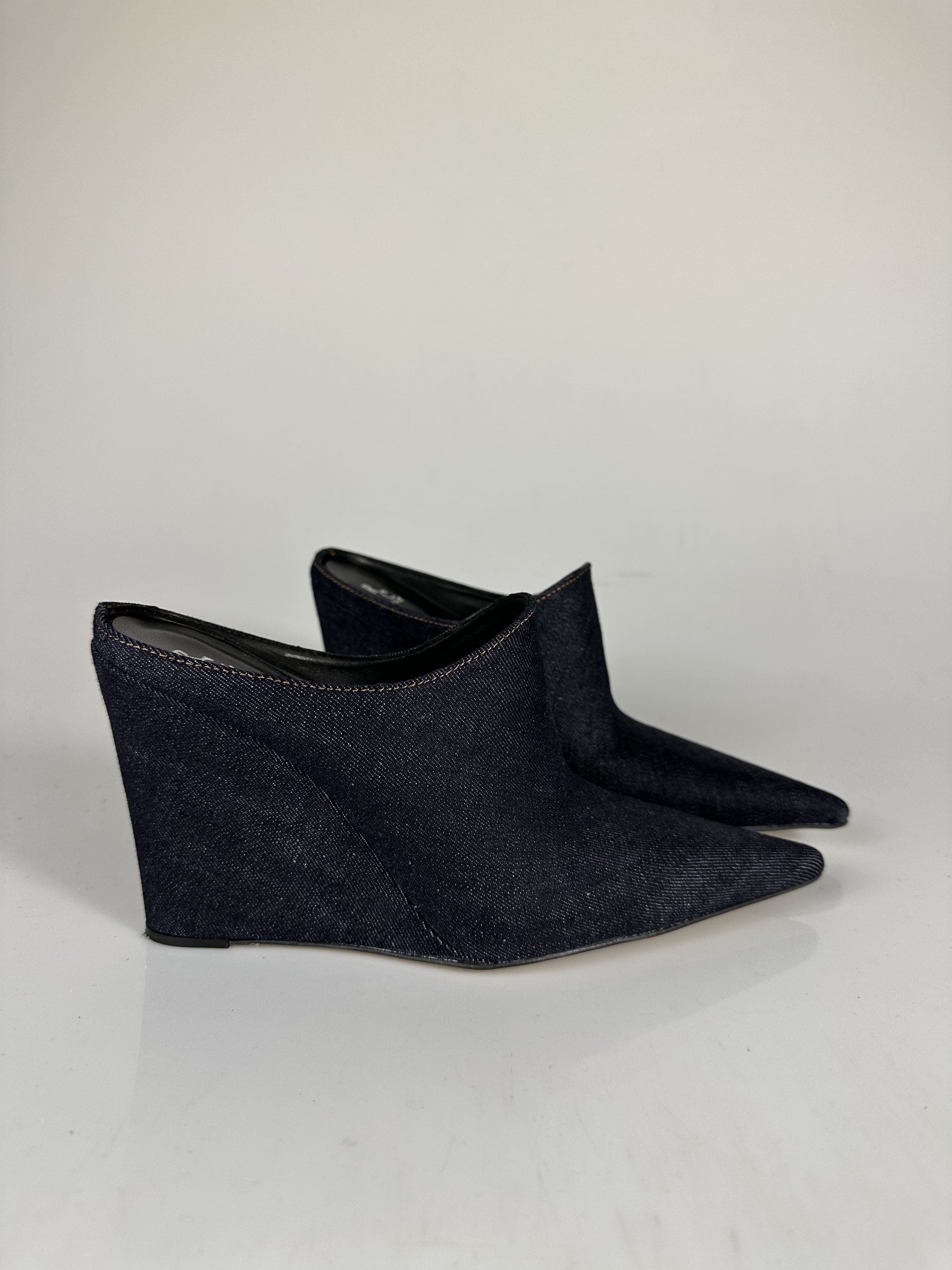 Aurora sabo jeans