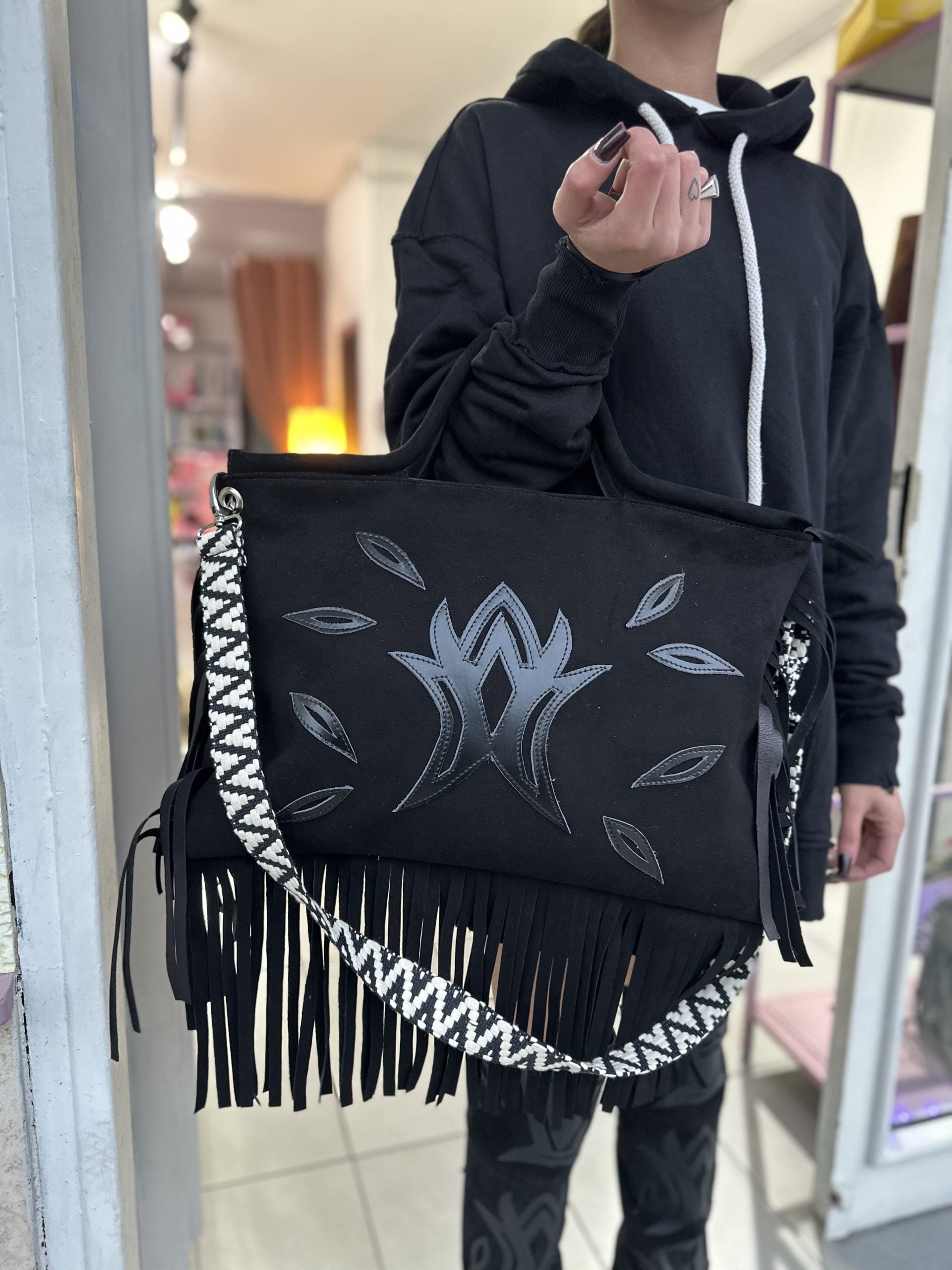 Jumbo Santhoo bag camoscio nero