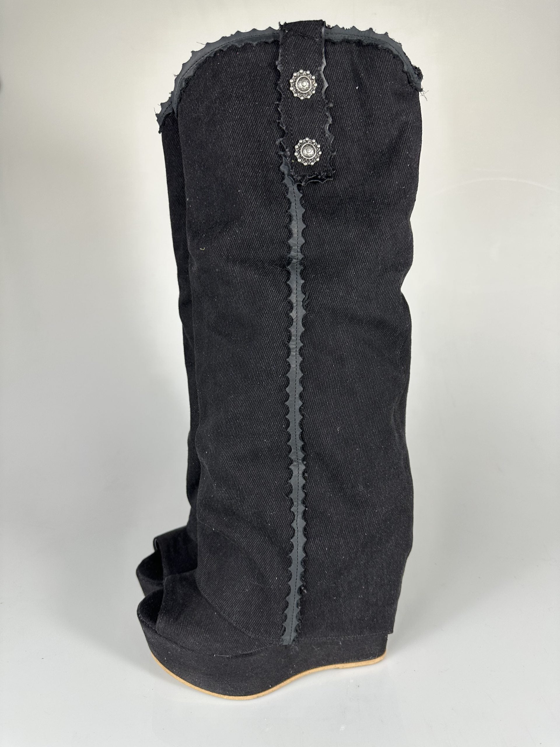 Carmensita euphoria black jeans