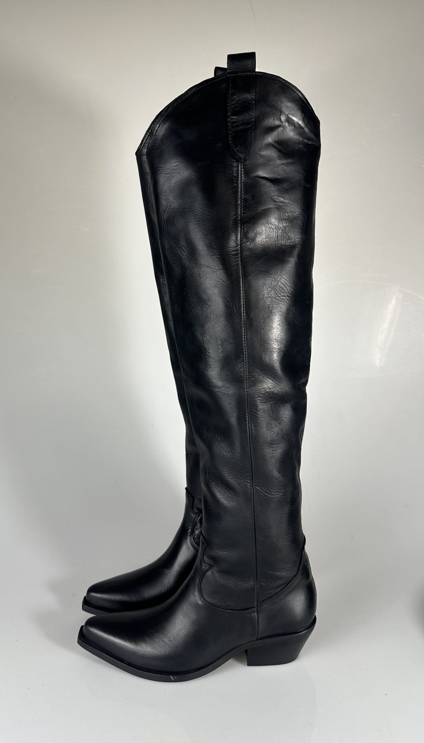 Old West 11 Nabook Black