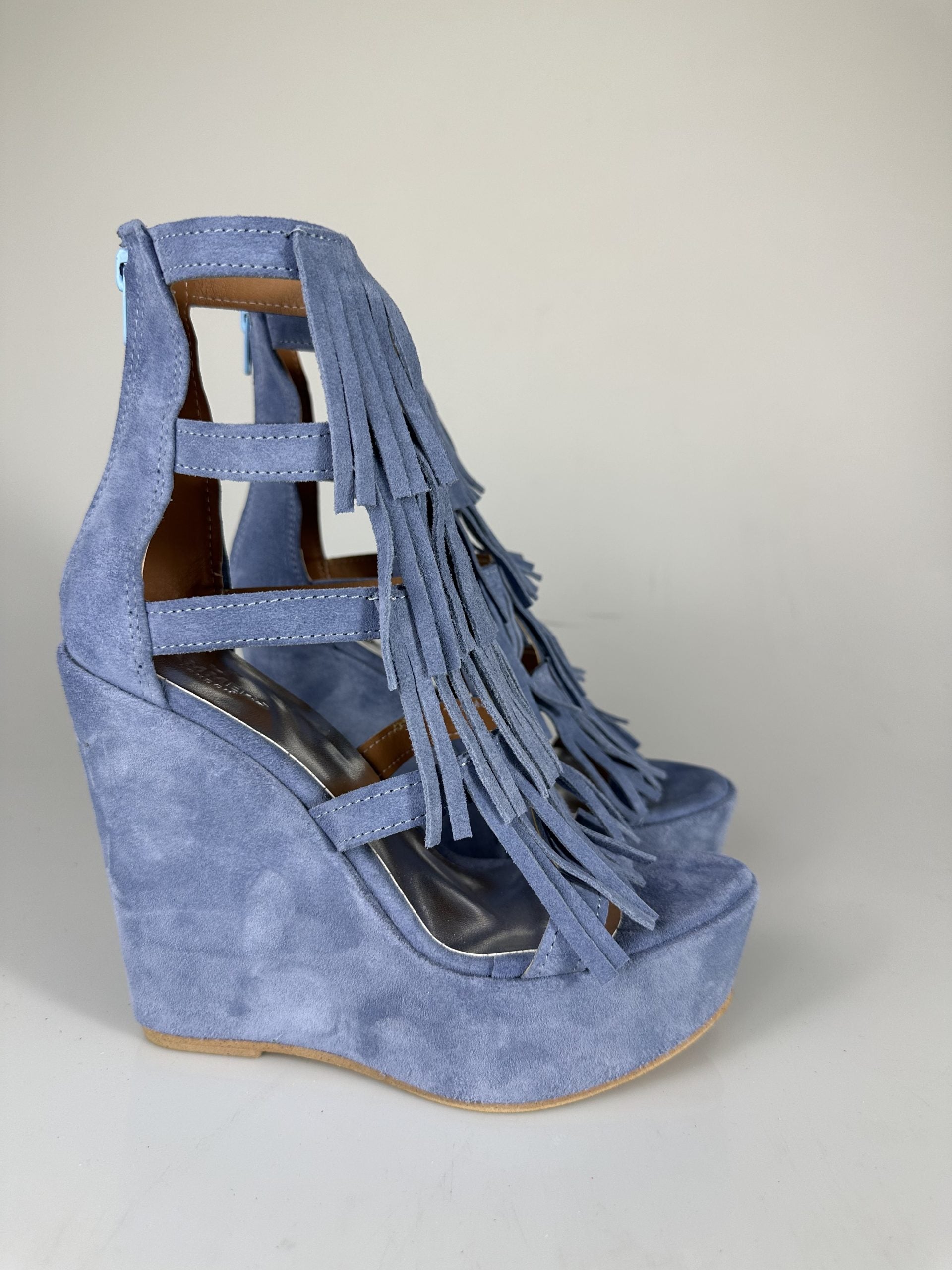 Carmensita Aphrodite Light Blue Suede