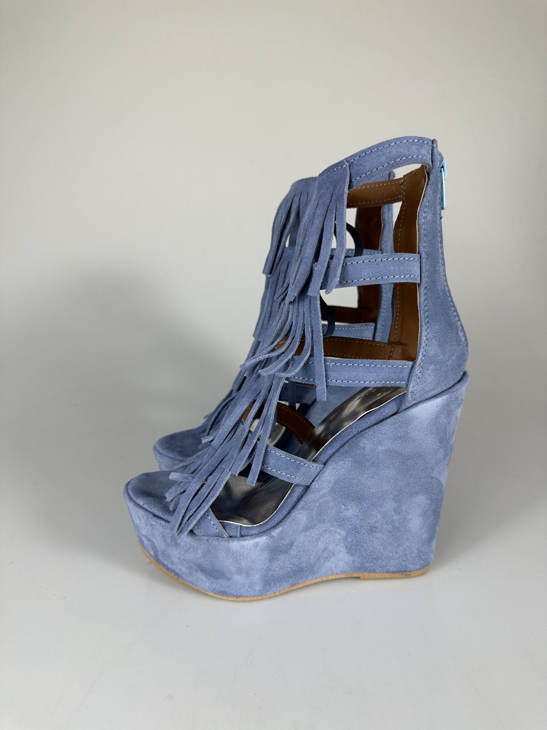 Carmensita Aphrodite Light Blue Suede