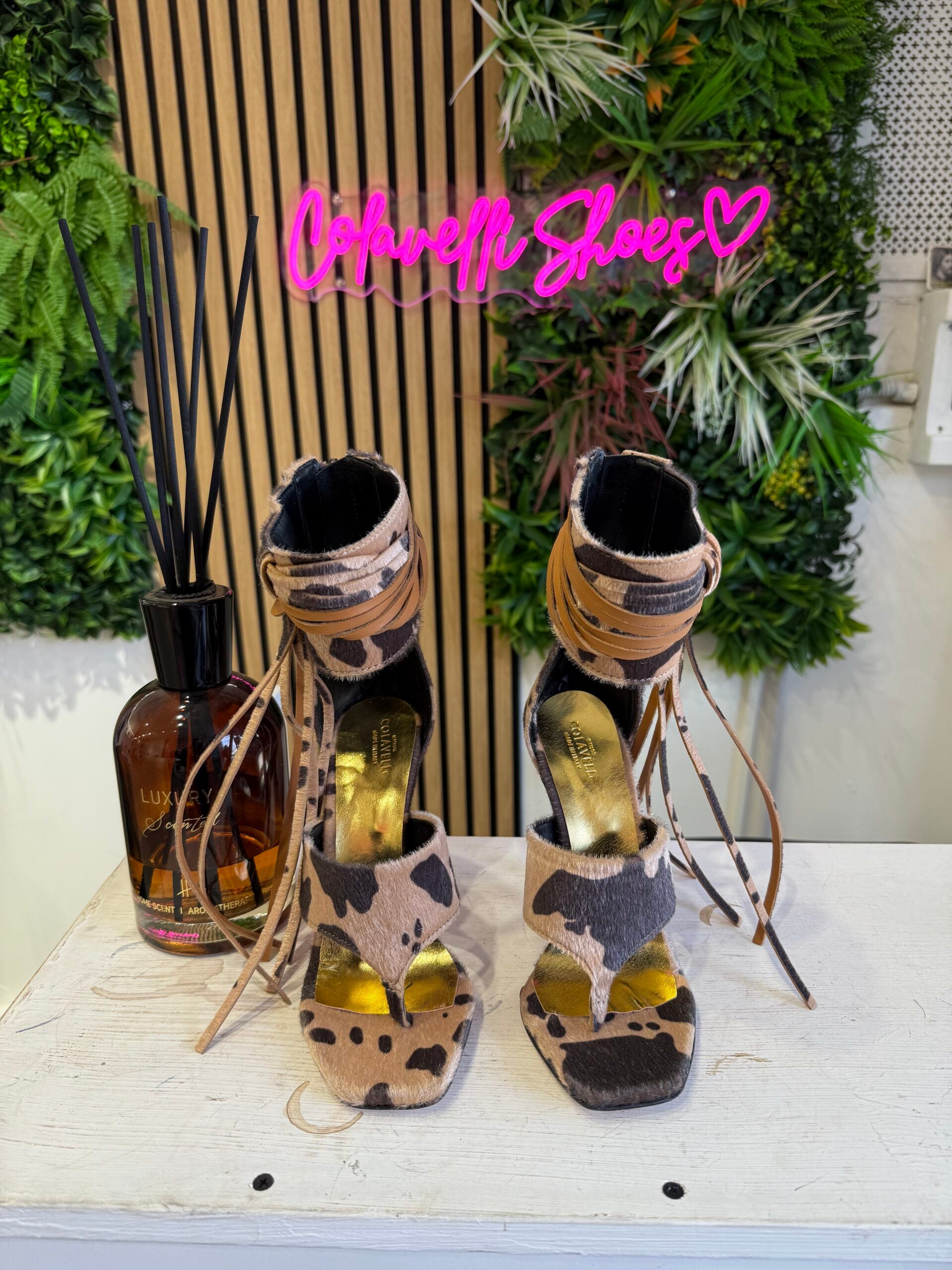 Aurora jeffry mucca beige
