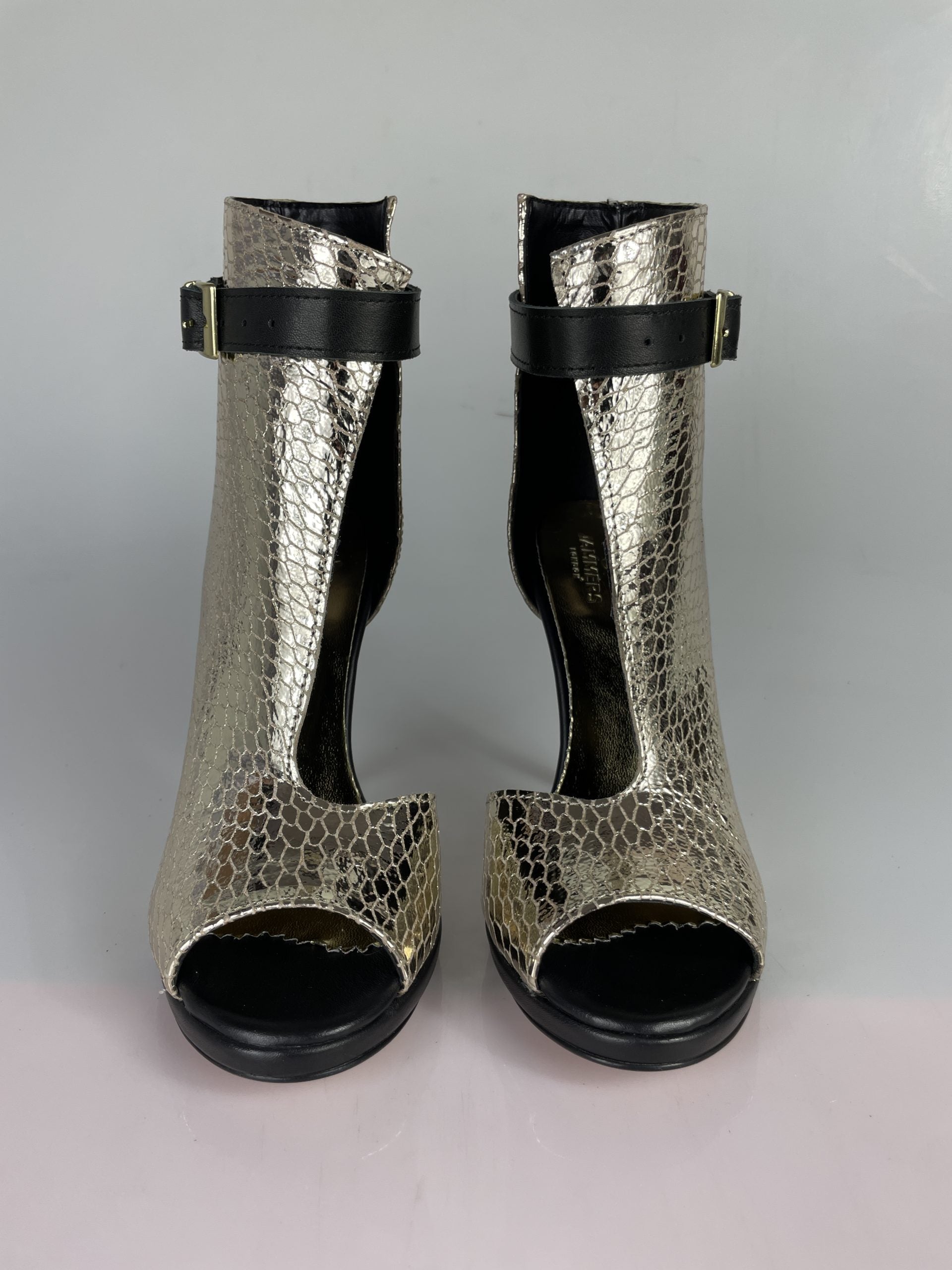 Emma63 gold reptile