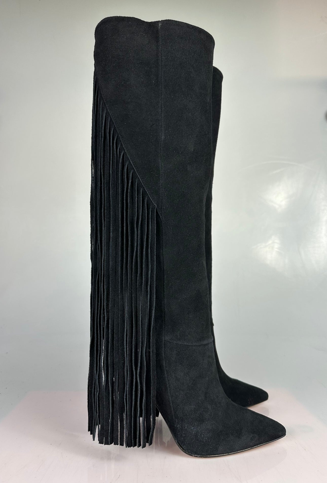 Cesare 1571 black suede