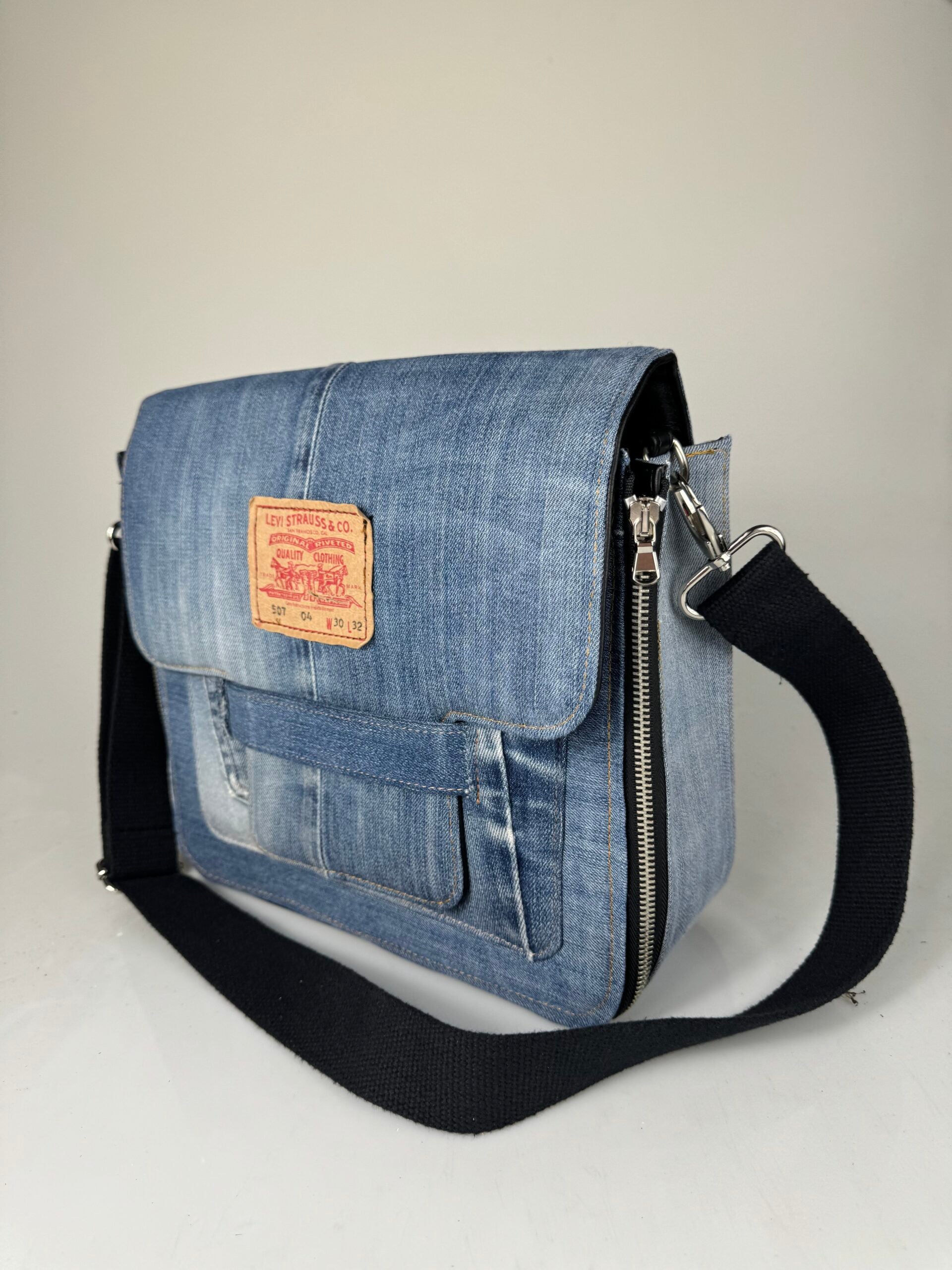 Melody jeans levi's rip pelle nero