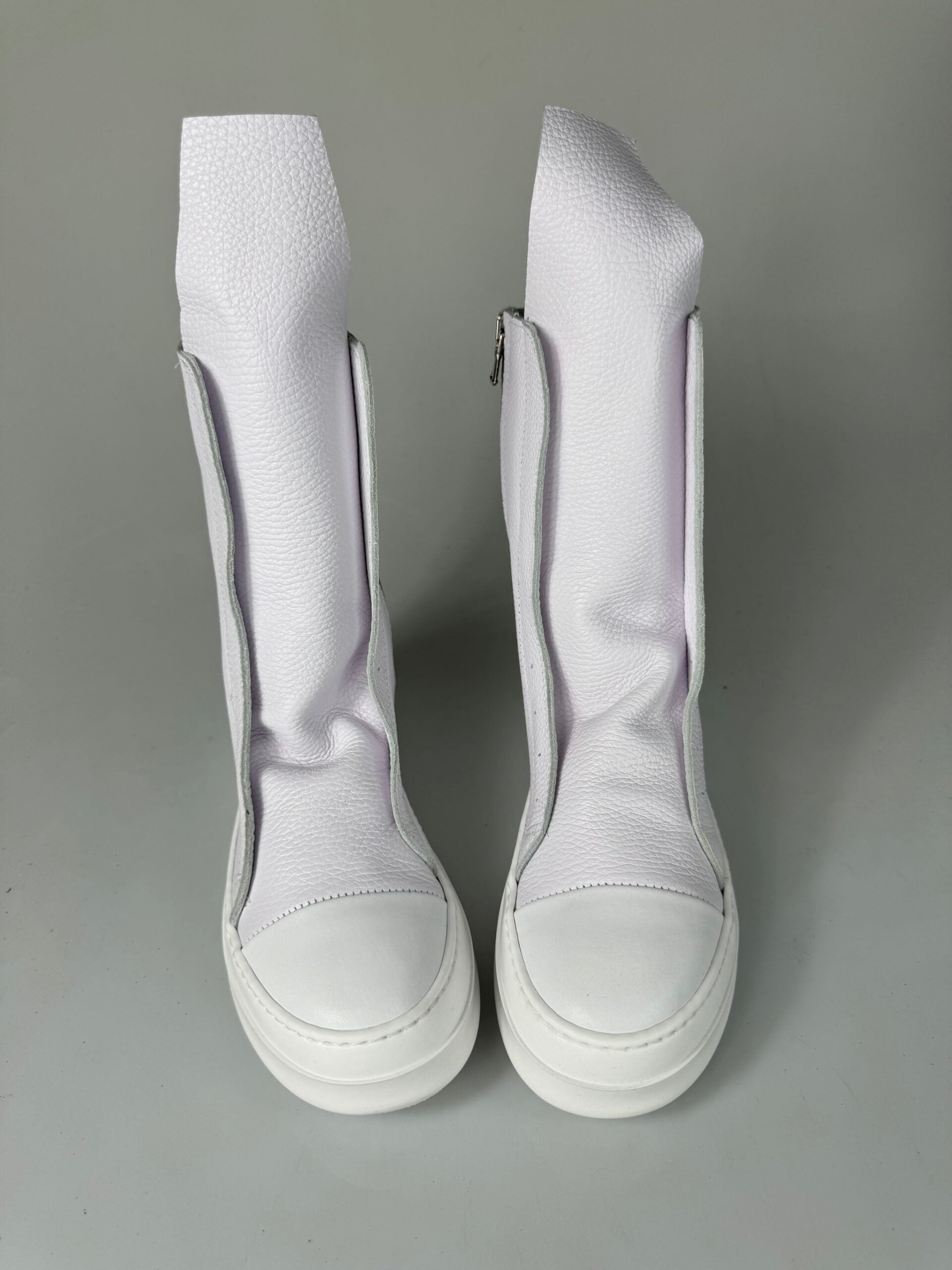 Tore01 white leather