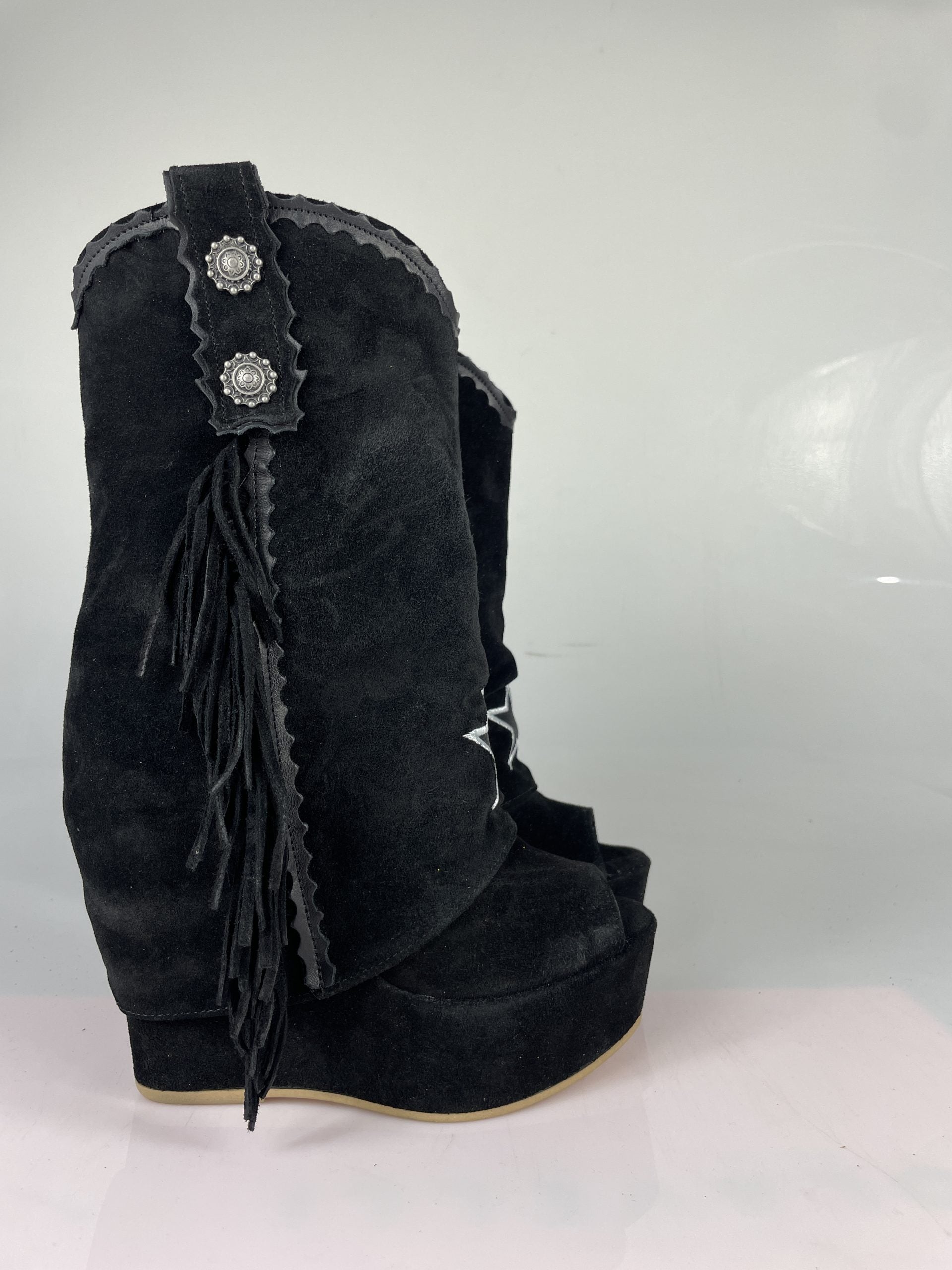 Carmensita Euphoria mid black suede