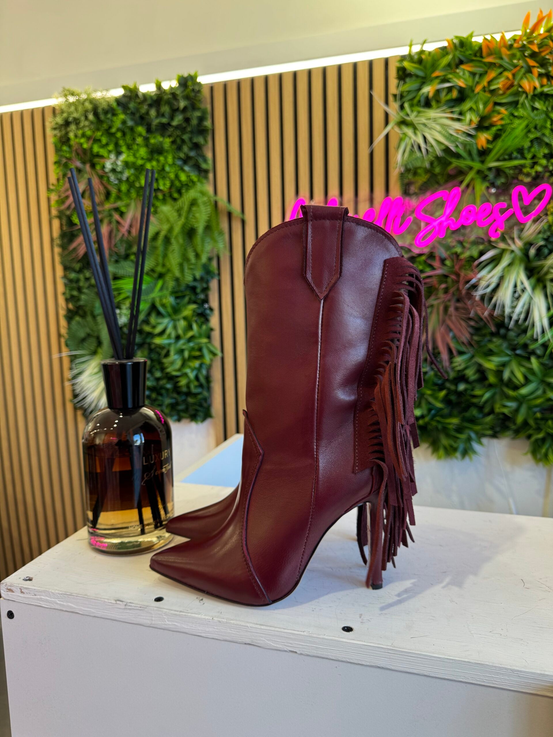 Ibiza Vinaccio leather