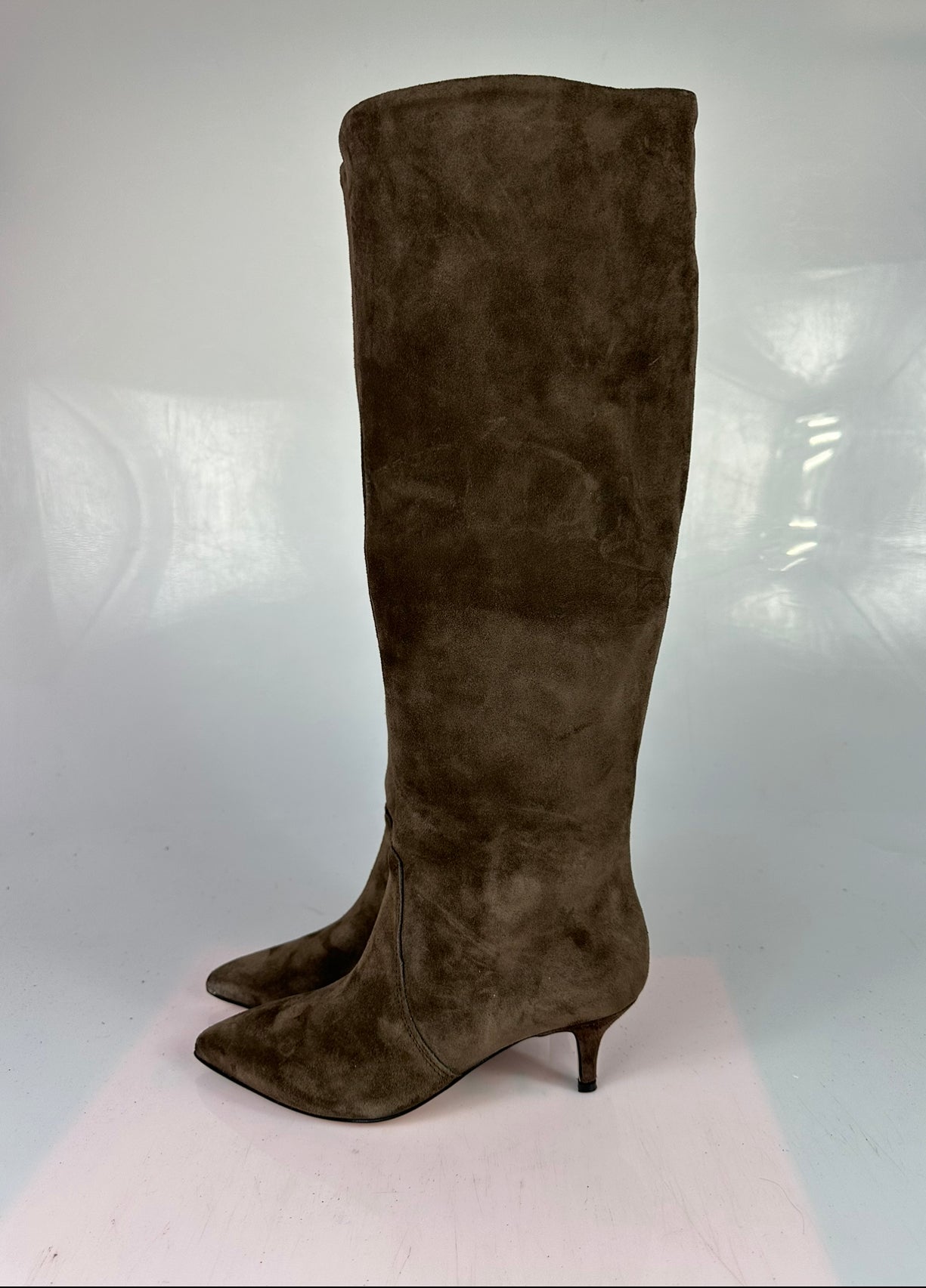 Flaminia no f. dove grey suede