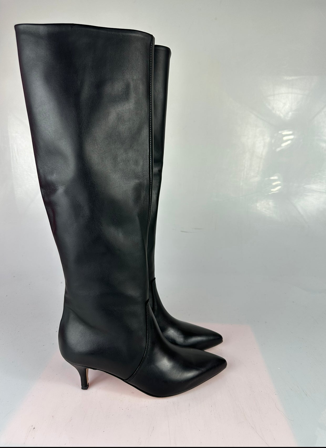 Flaminia no f. black leather