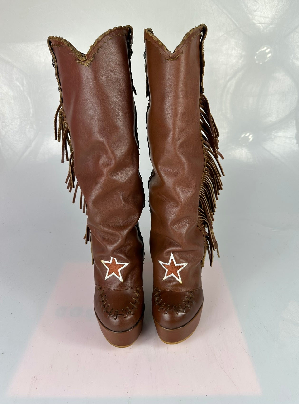 Carmensita euphoria brown leather closed toe