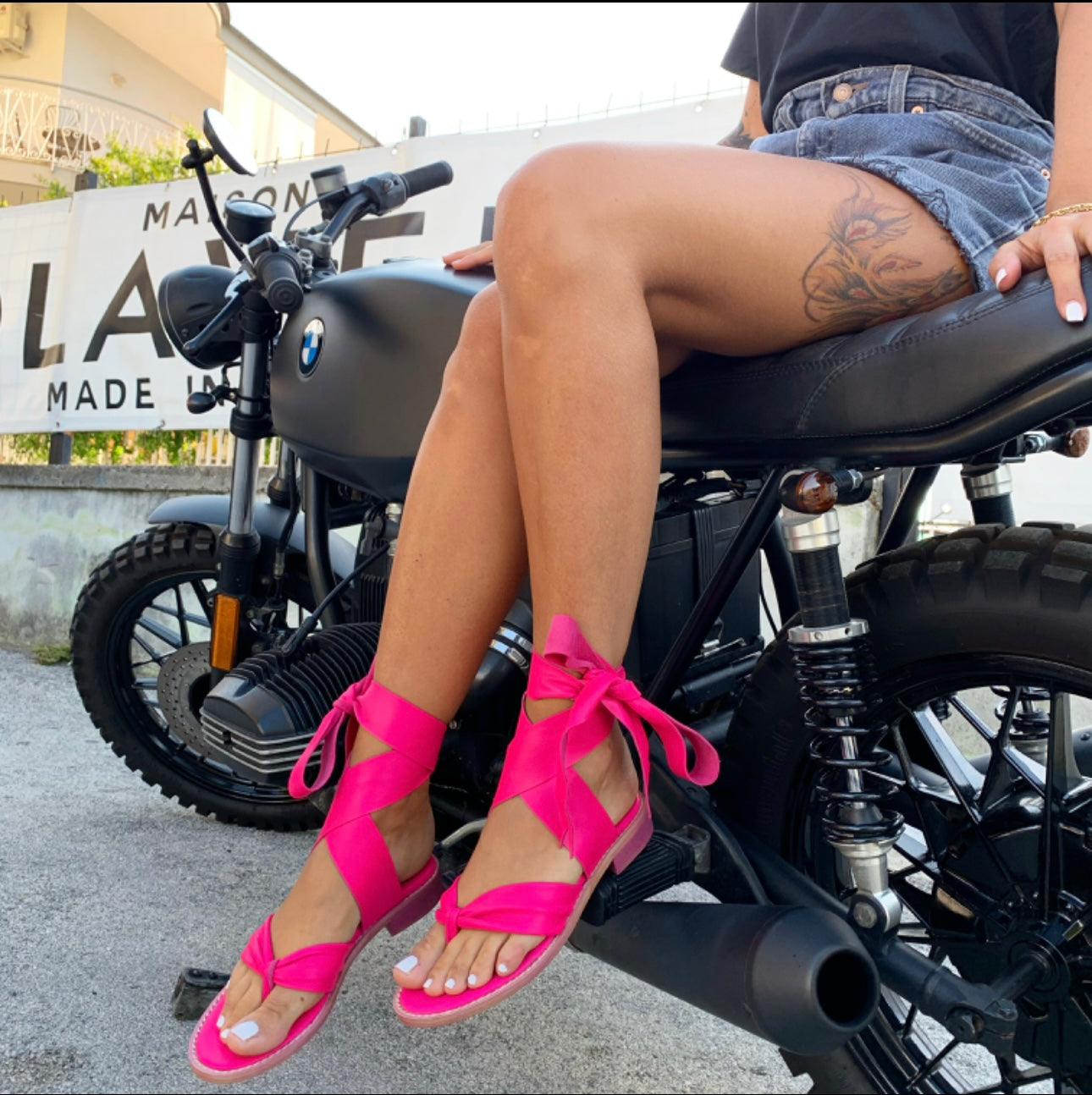 Cla schiava pelle fuxia