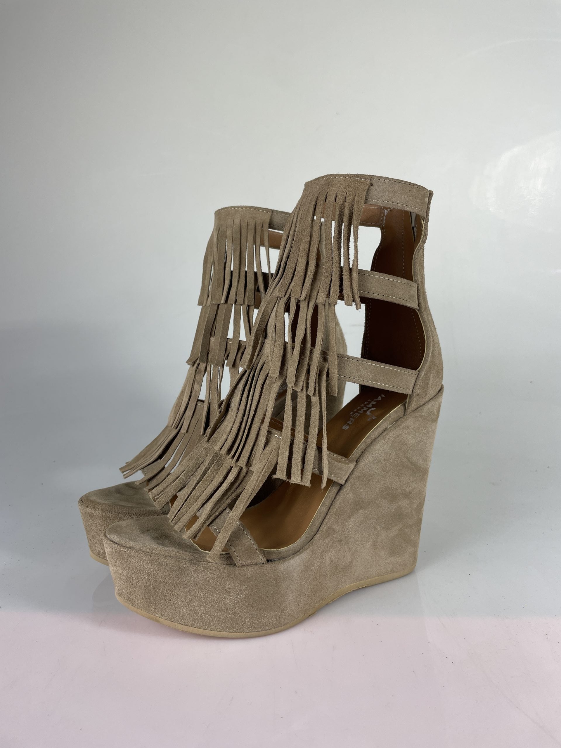 Carmensita Aphrodite Beige Suede