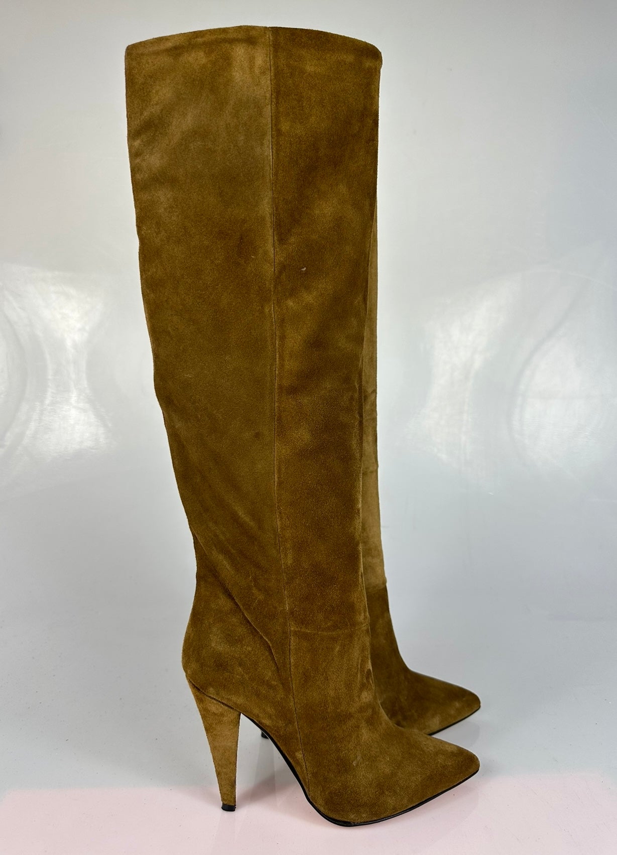 1578 suede leather