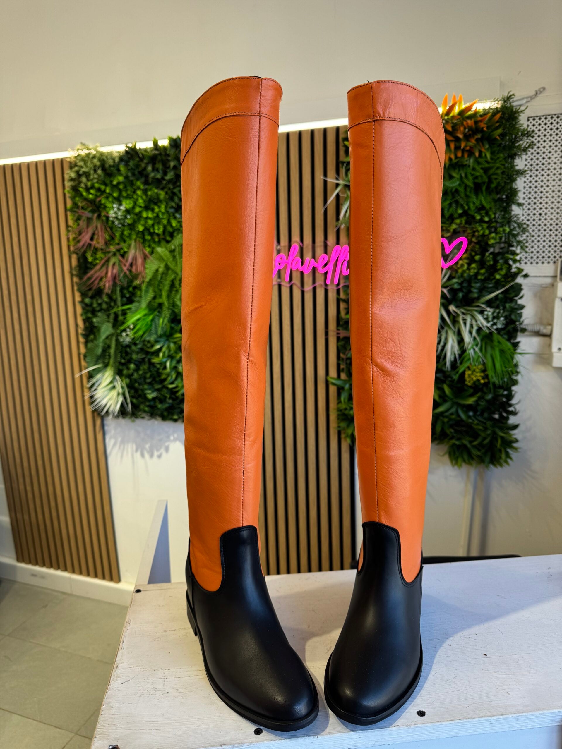 Orange/Black Fury (internal wedge)