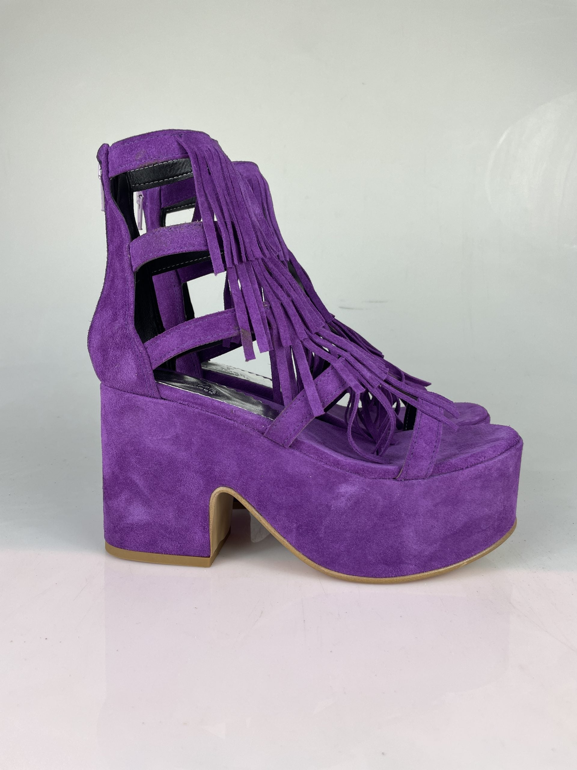 Cuba purple suede
