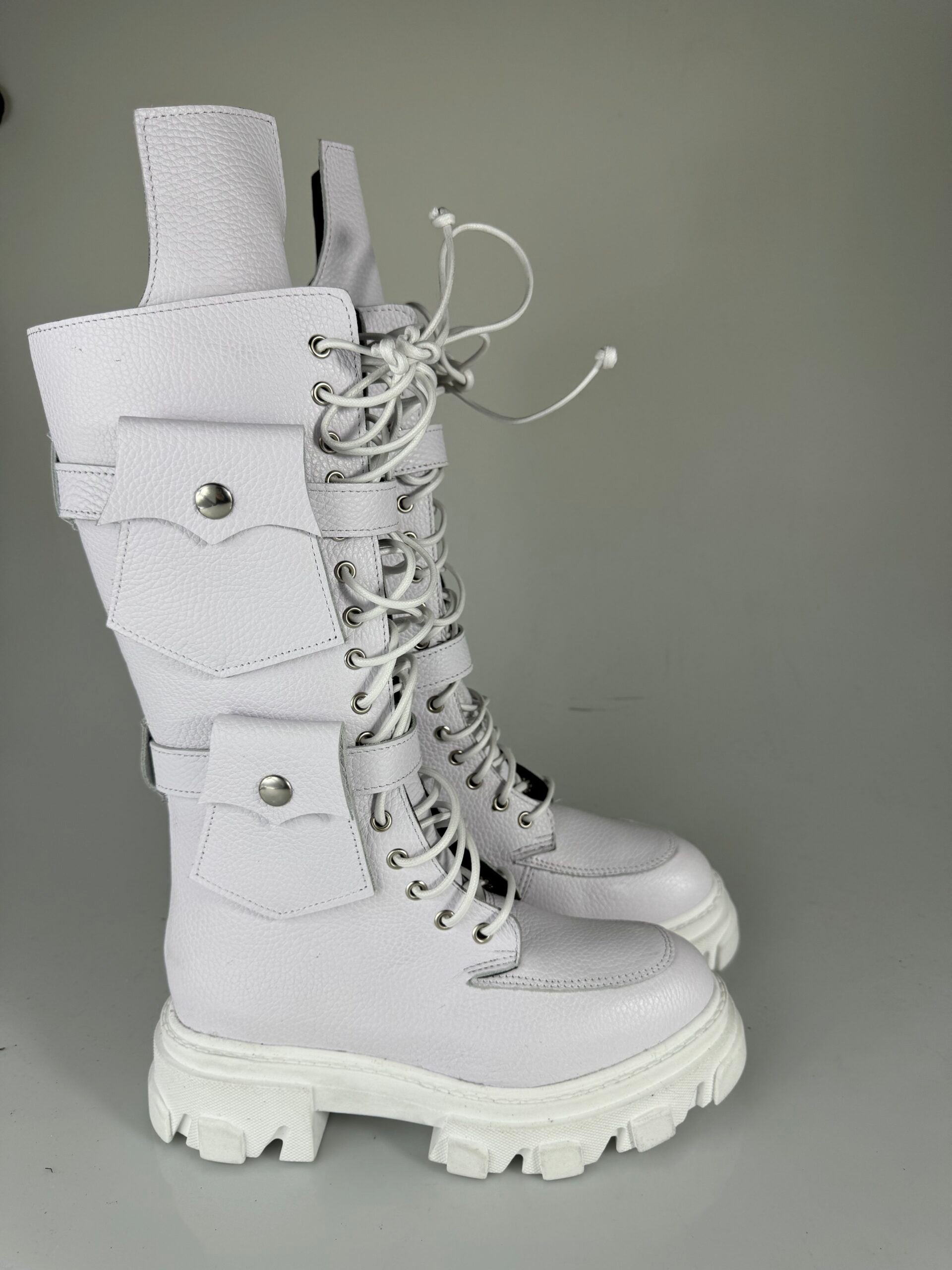 Wake1 white leather high tongue