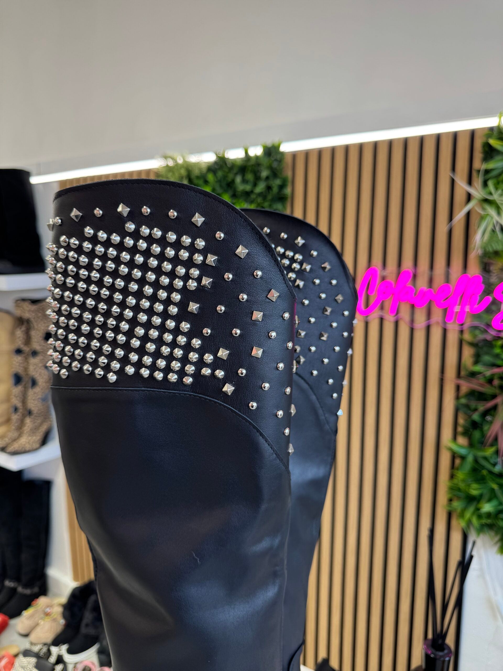 Black leather gladiator