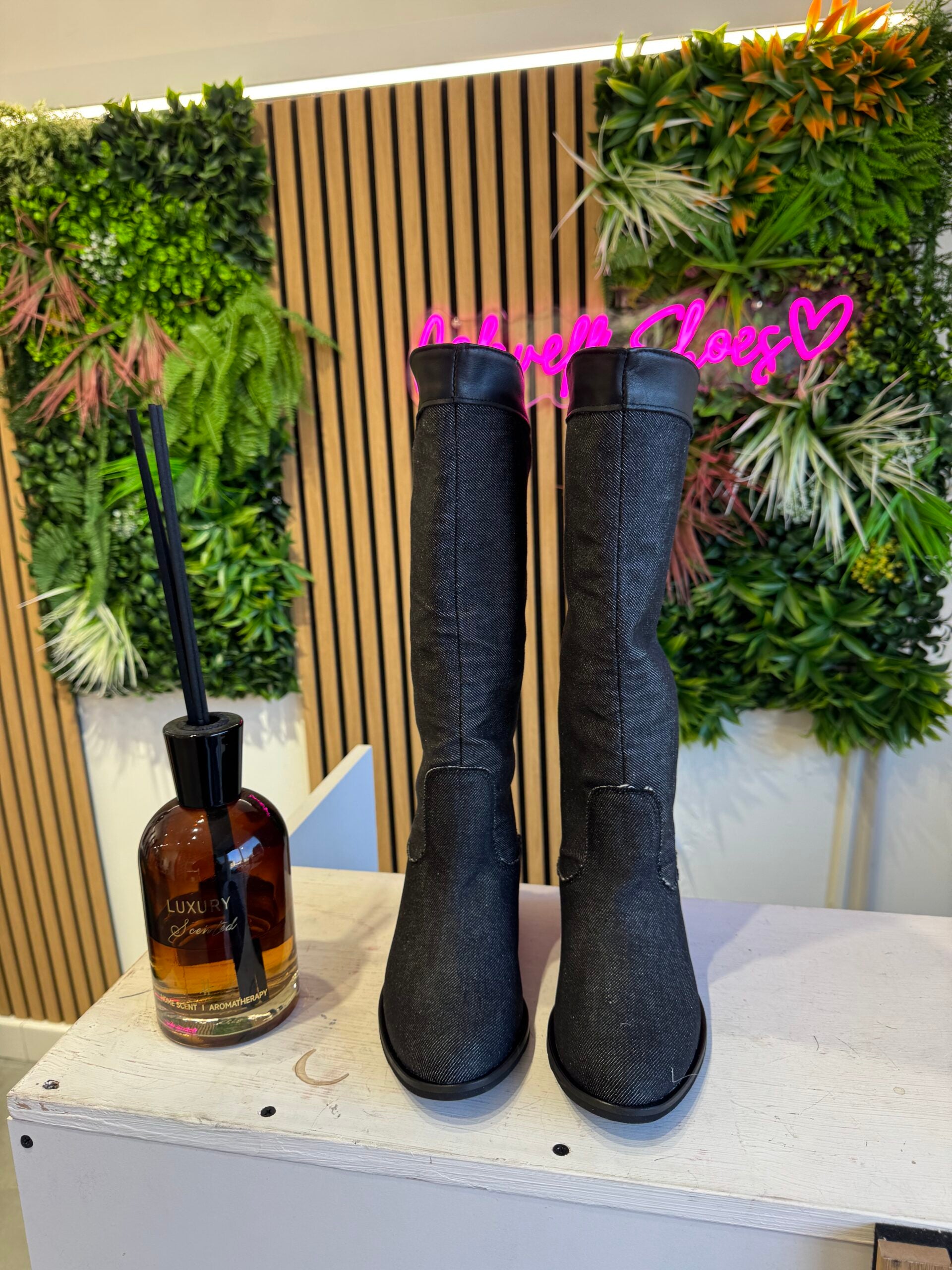 Furia mid black jeans
