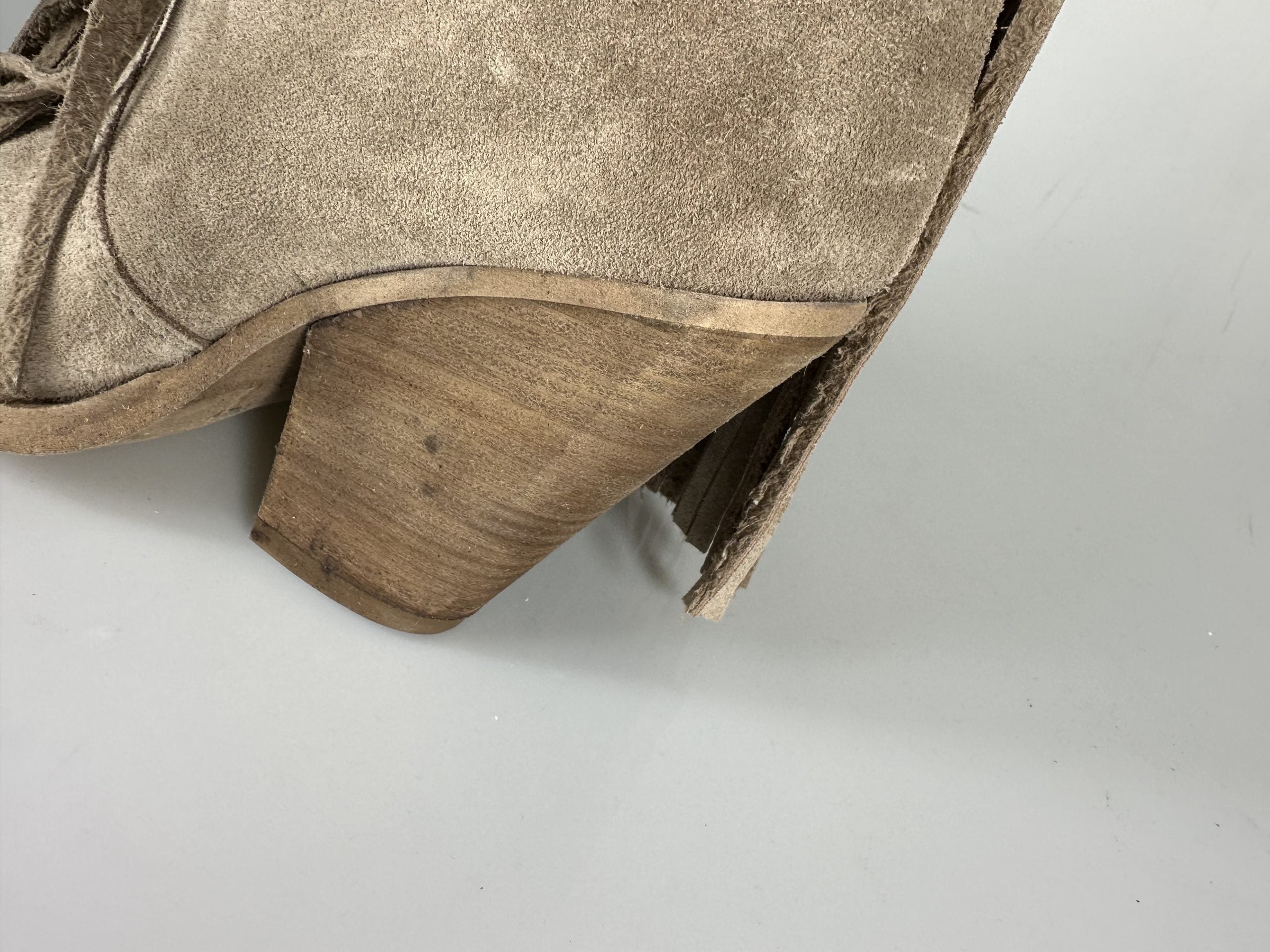 Gabriella Santhoo beige suede/leather