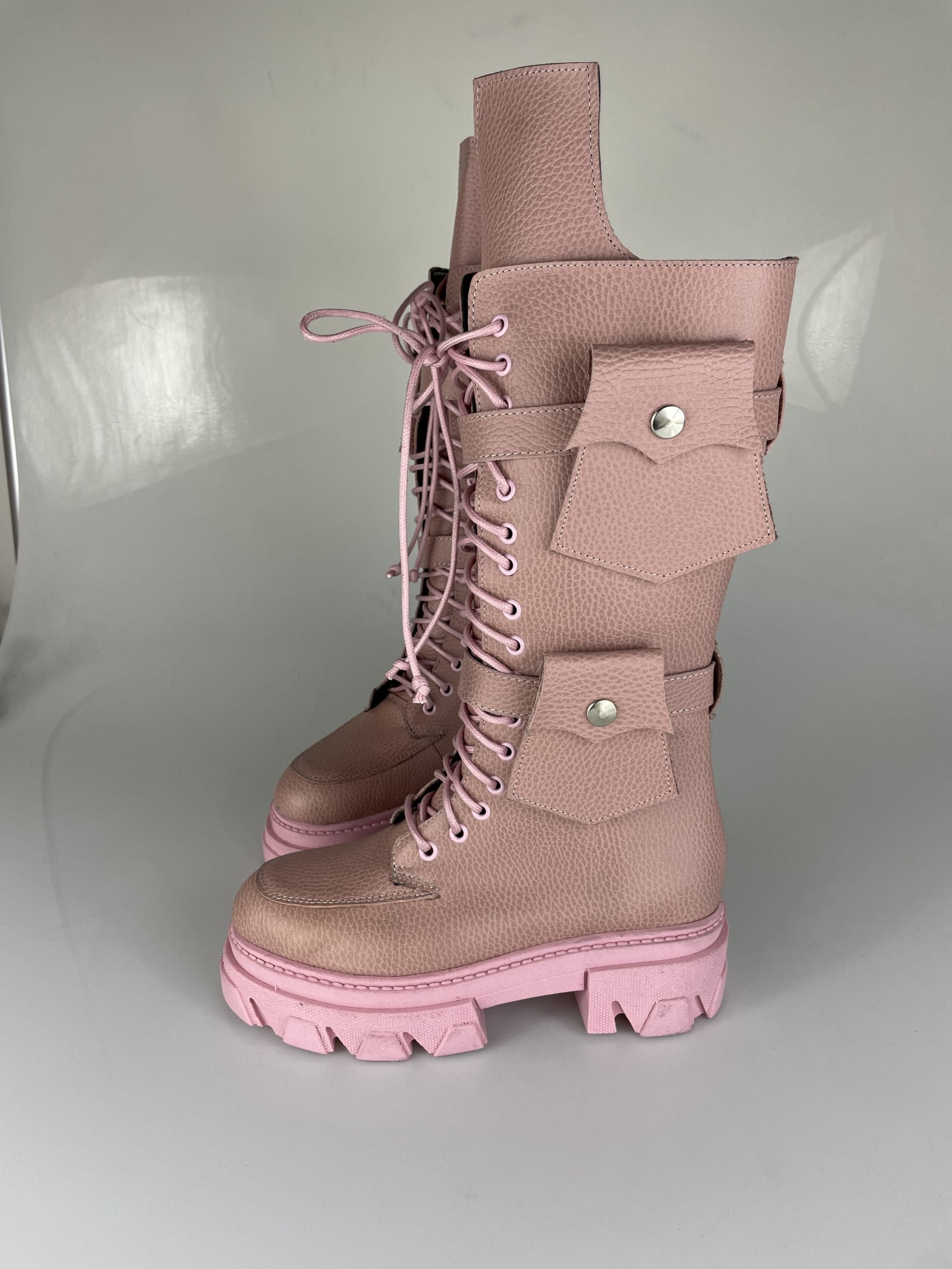 Wake1 new pink leather