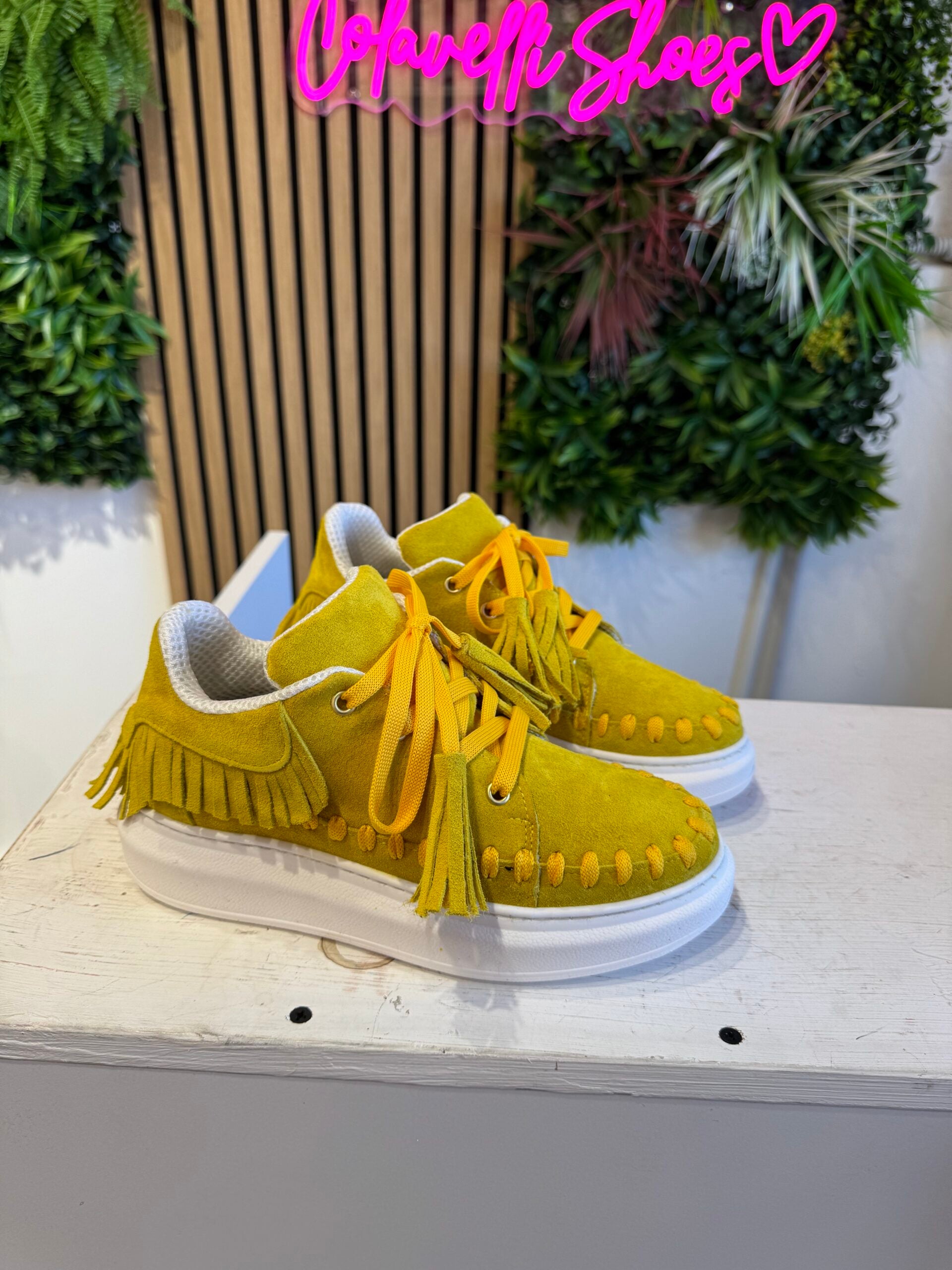 My yellow cam