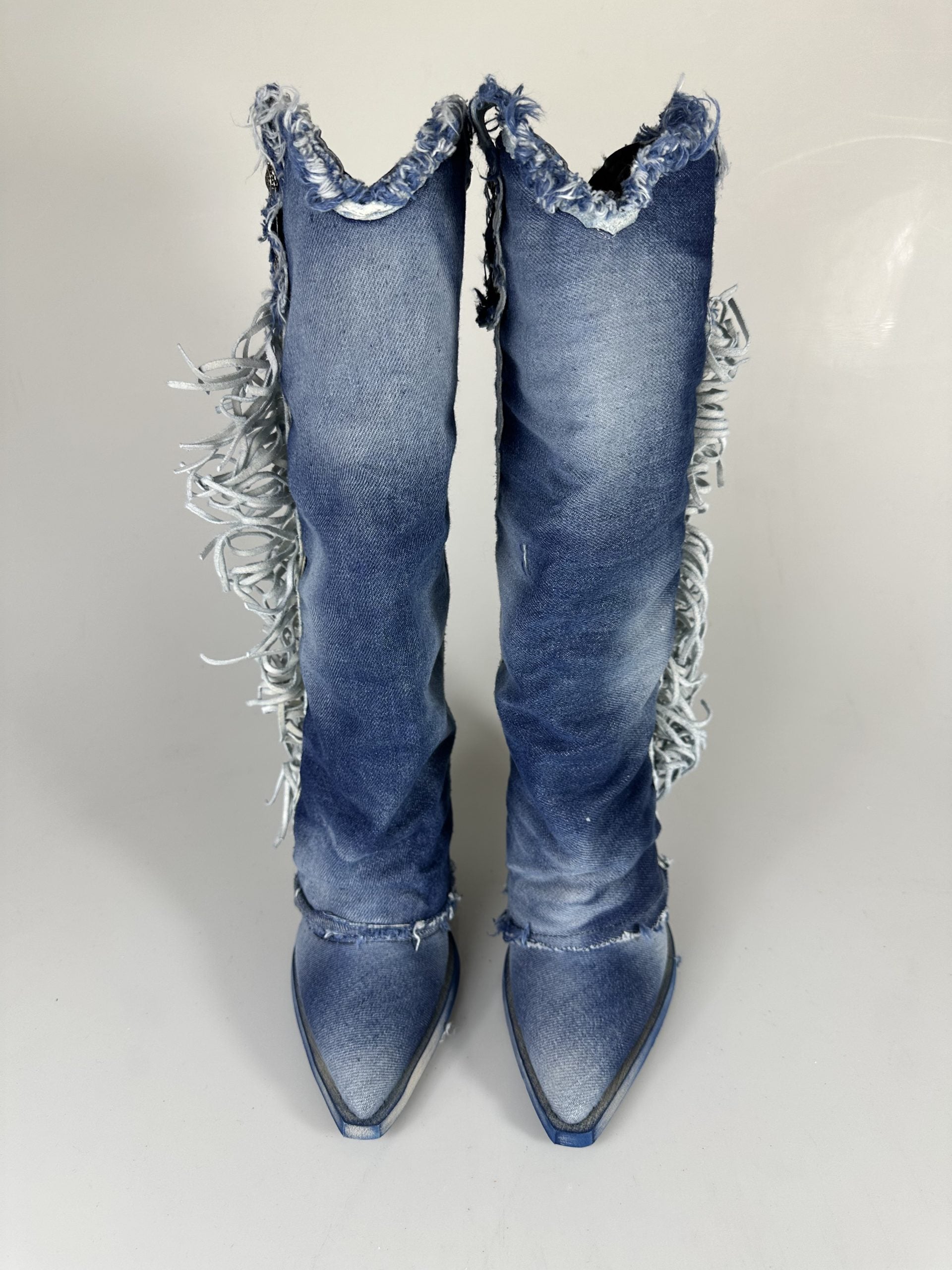 Euphoria limited edition faded jeans