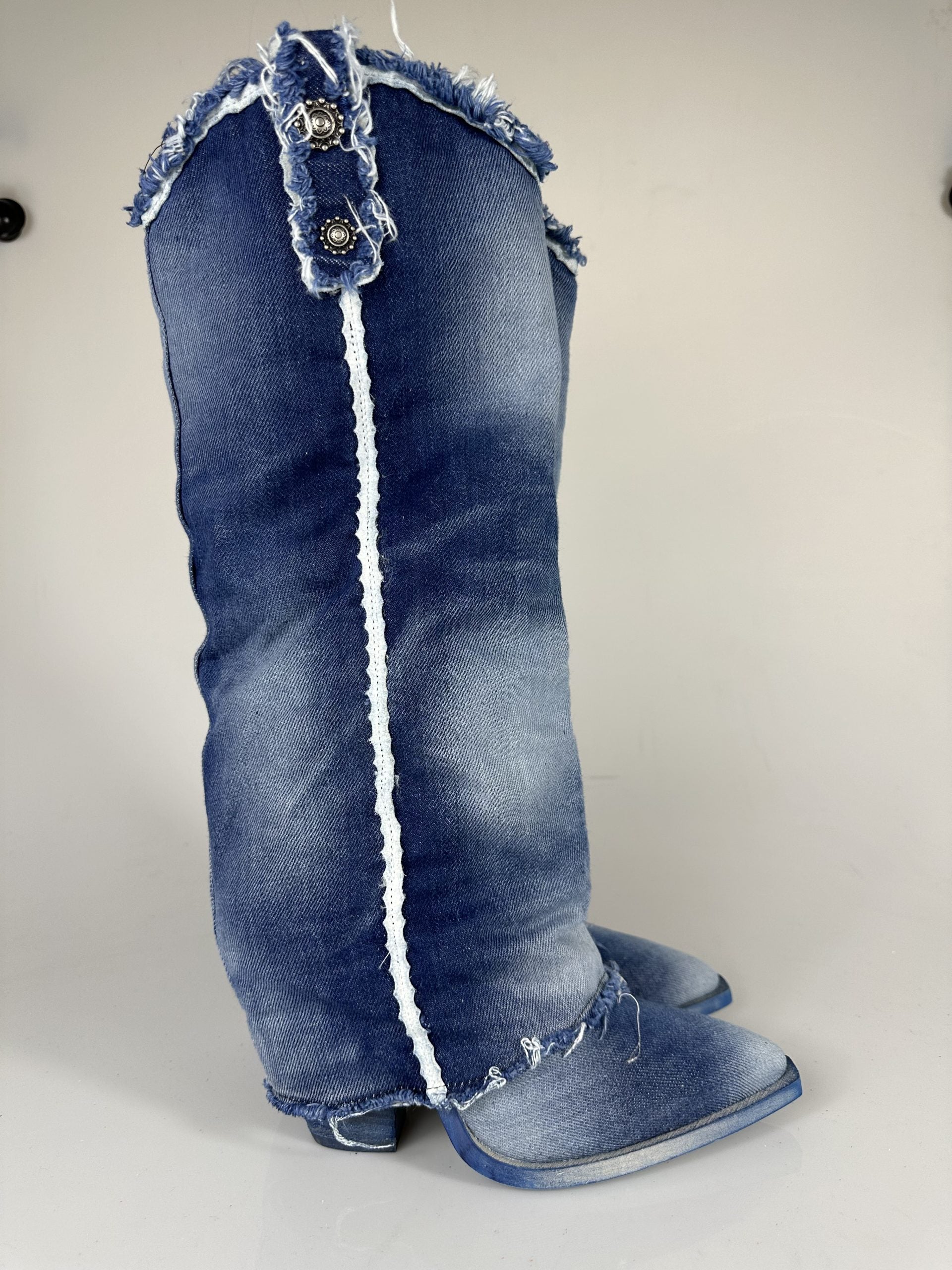 Euphoria washed jeans no fringe limited edition