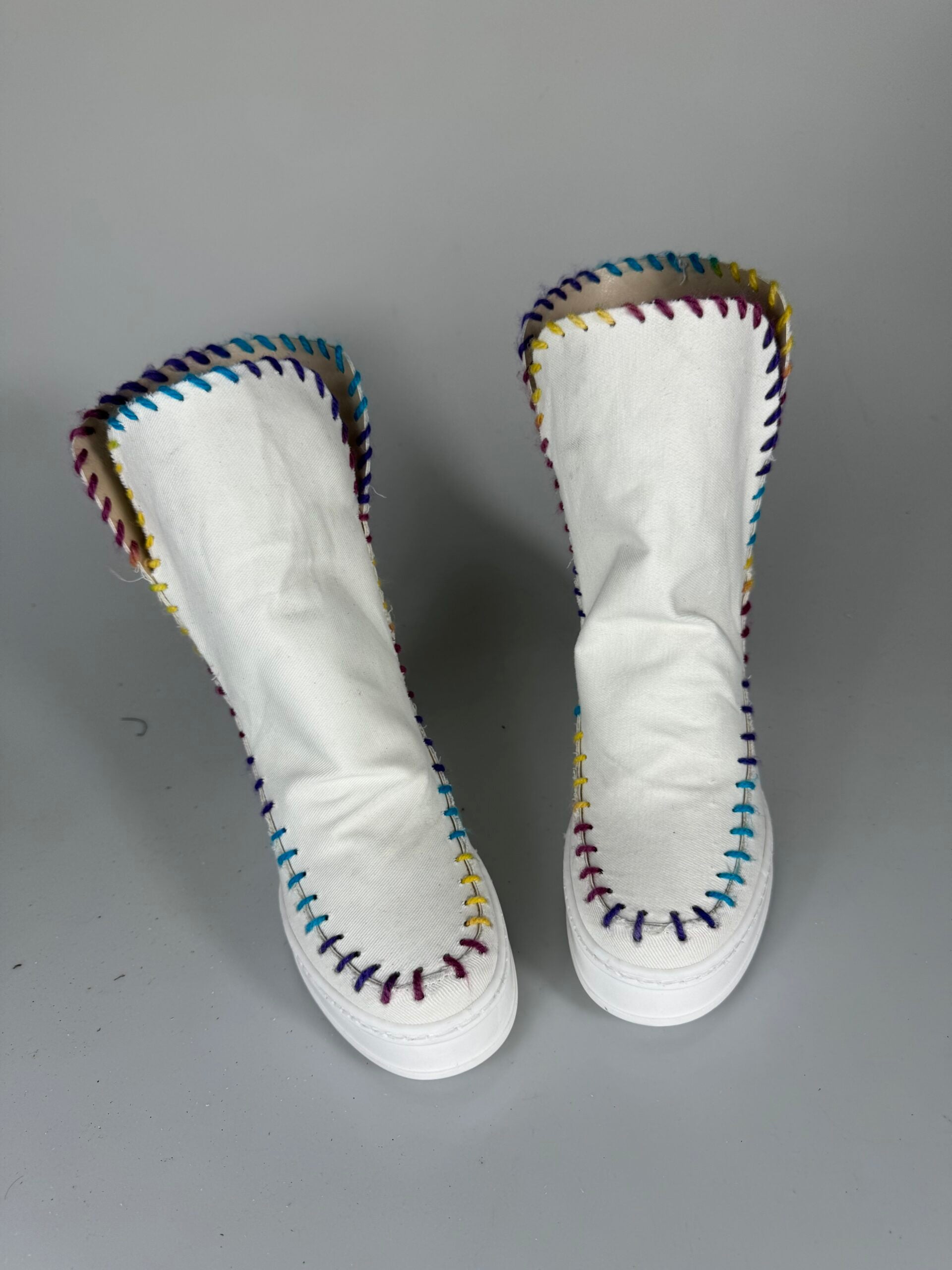 Louu canvas white rip mult.