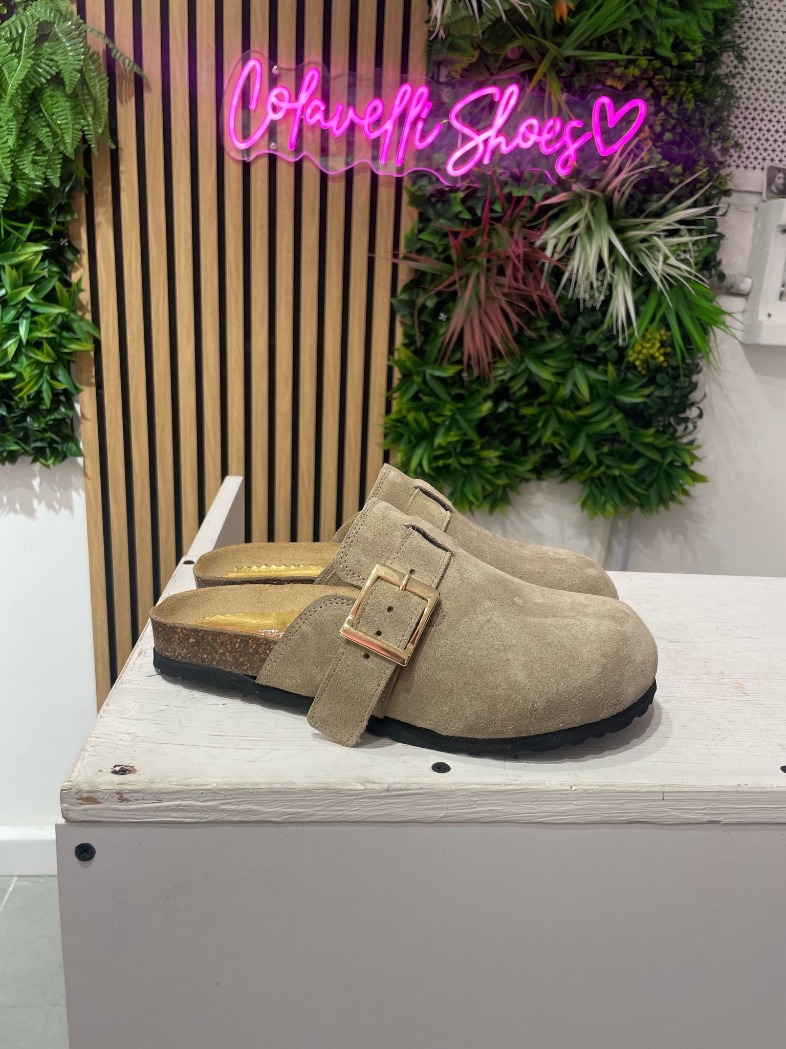 Bunny Roby basic cam beige